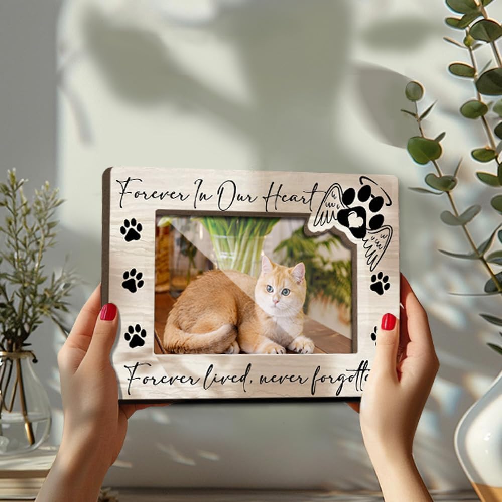 Cat Memorial Photo Frames Dog and Cat Loss Remembrance Gift Sympathy Keepsake for Pet Lovers Dog Cat Lover Condolence Present for Pet Owner Forever in Our Heart Picture Frames 4x6 Photo - YY019