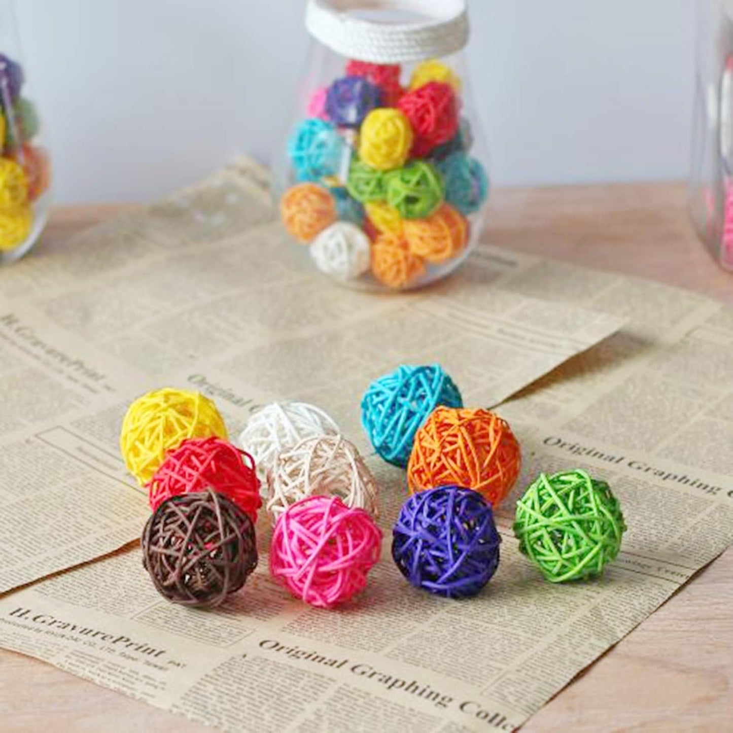 Benvo Rattan Balls 32 Pack 1.2 inch Wicker Ball Birds Quaker Parrot Parakeet Chewing Pet Bite Ball for Budgies Conures Hamsters Ball Orbs Crafts DIY Accessories Vase Fillers (Multi-colored)