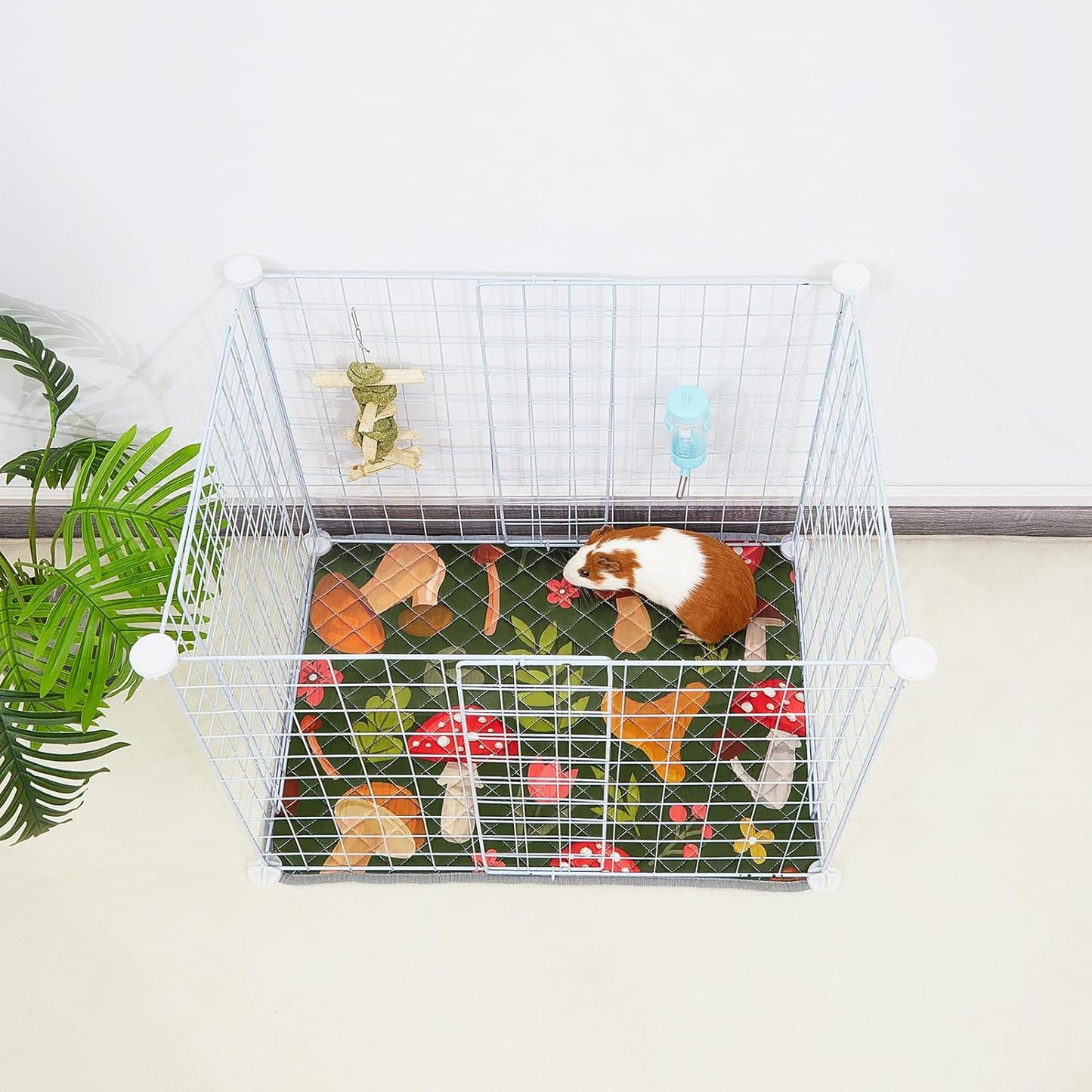 Bienbee Guinea Pig Bedding, 2 Pack 24" x 18" Reusable Guinea Pig Cage Liner Waterproof and Absorbent Small Animal Bedding Washable Guinea Pig Pee Pads for Small Pet Hamster Rabbit Squirrel, Mushroom