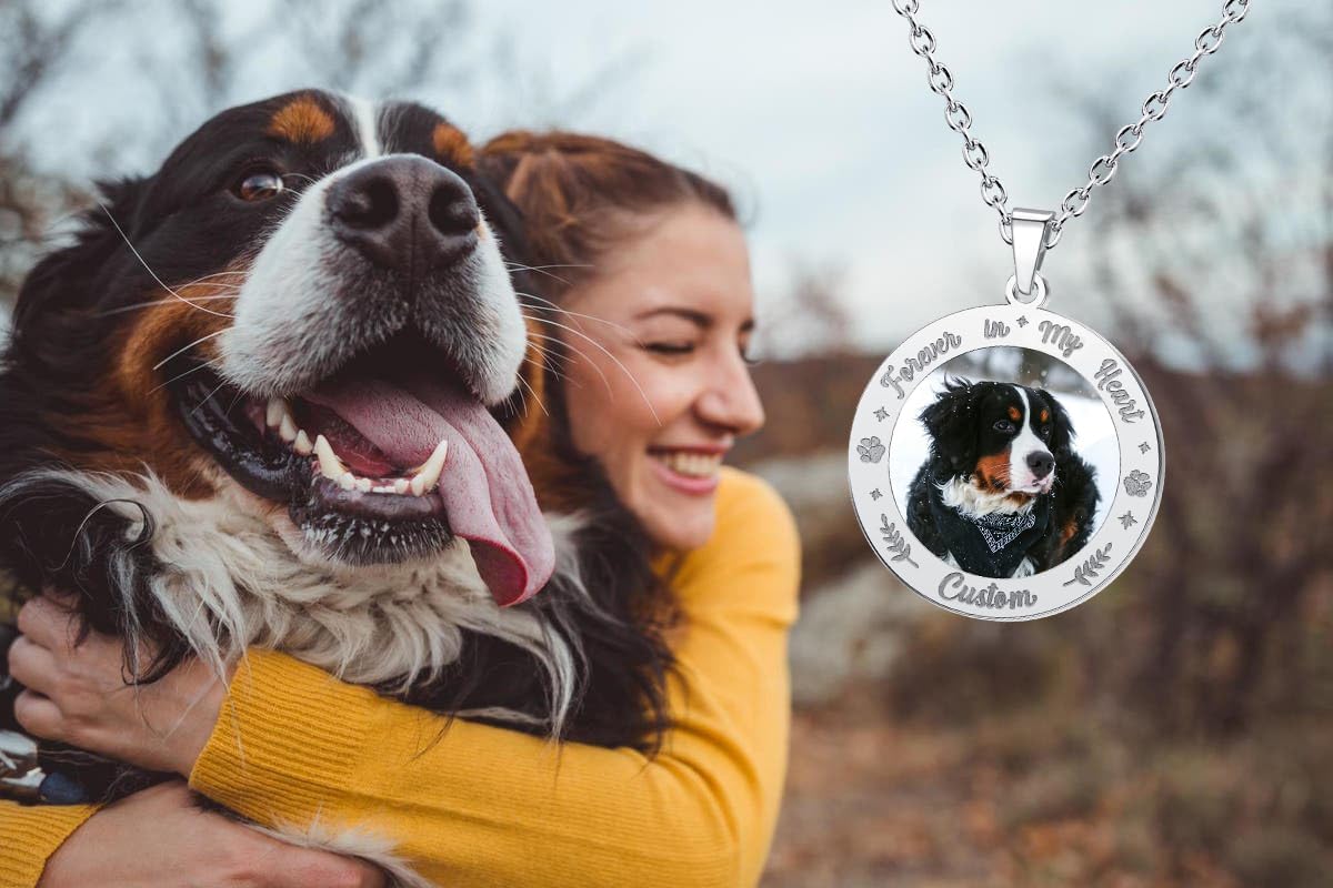 CharmSStory Personalized Photo Necklaces Custom Engraved Name Necklace Memory Keepsake Picture Necklace Pendant Customized Gifts for Women Men