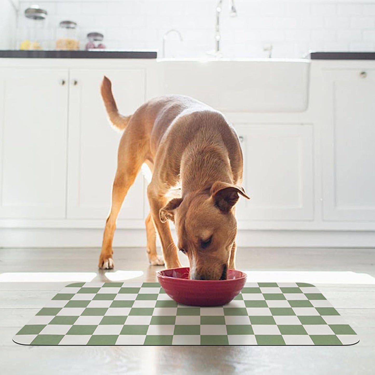 Checkered Pet Feeding Mat, Absorbent Dog Mat for Food and Water Bowls Dispenser 17" x 32" Green