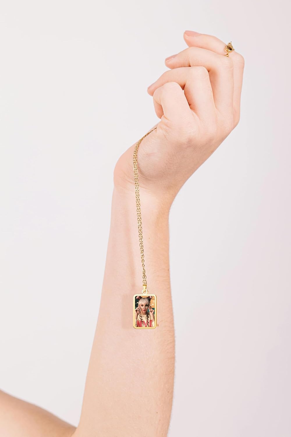 CharmSStory Personalized Photo Necklaces Custom Engraved Name Necklace Memory Keepsake Picture Necklace Pendant Customized Gifts for Women Men