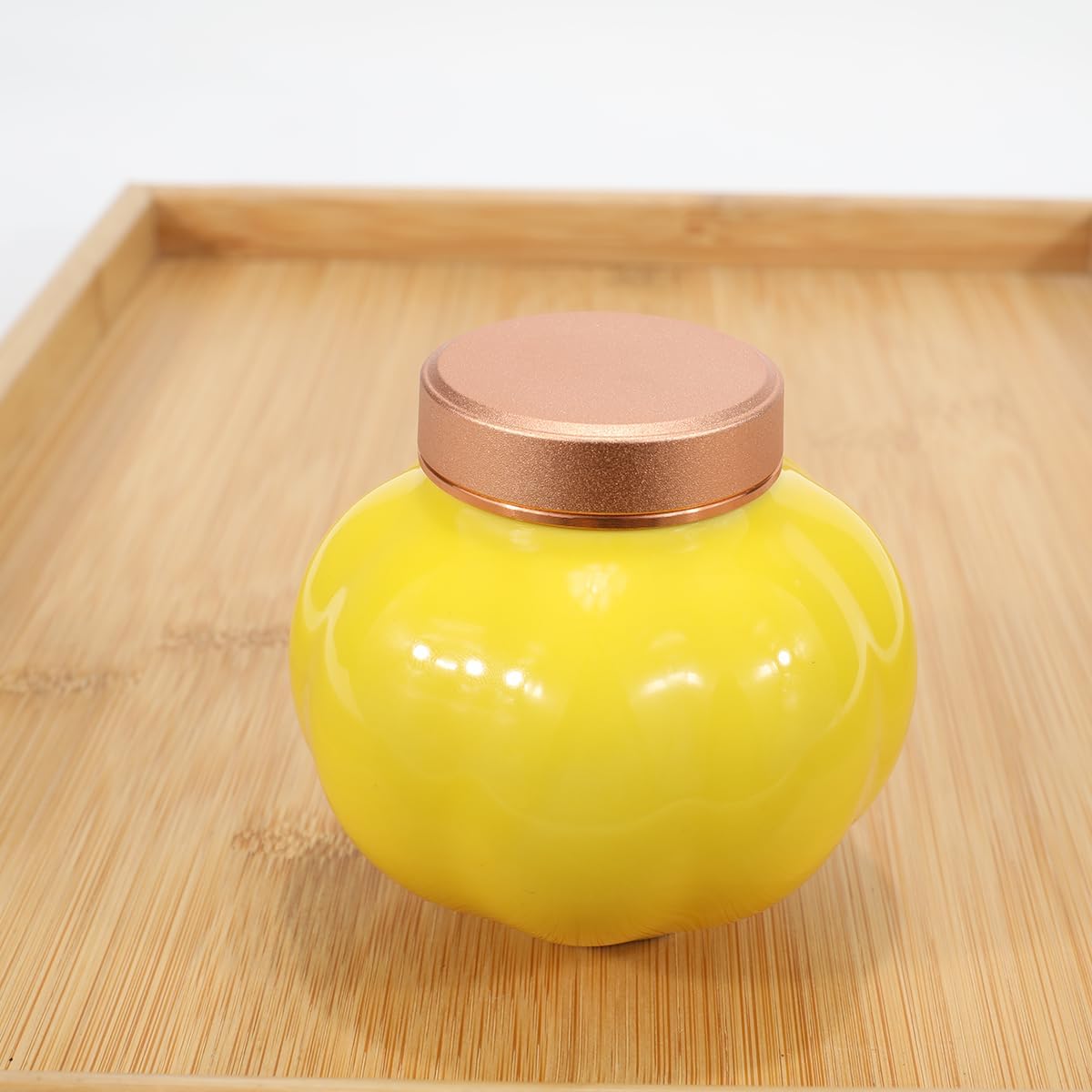 Fermus Memorial Pet Ashes Urn for Small Animal, Ceramics Memorial Keepsake Urns for Cats and Dogs, Hold 5.4 oz (160ml), Ceramics with Metal Lid (Pumpkin Shape Yellow)