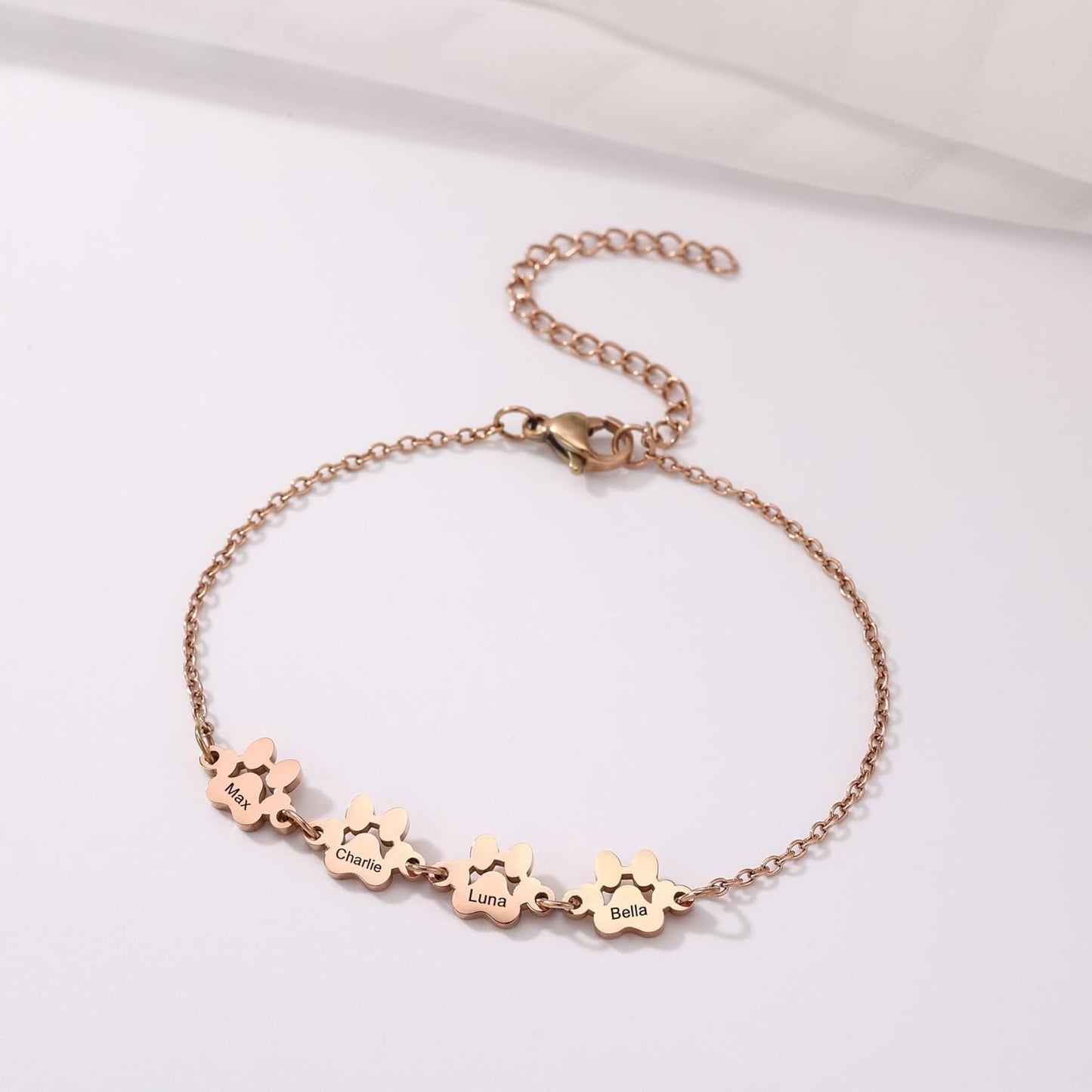 MeMeDIY Personalized Paw Print Bracelet for Women Engraved 1-5 Names Dog Cat Pet Paw Bracelet Adjustable Chain Dog Jewelry Memorial Gifts for Pet Lovers