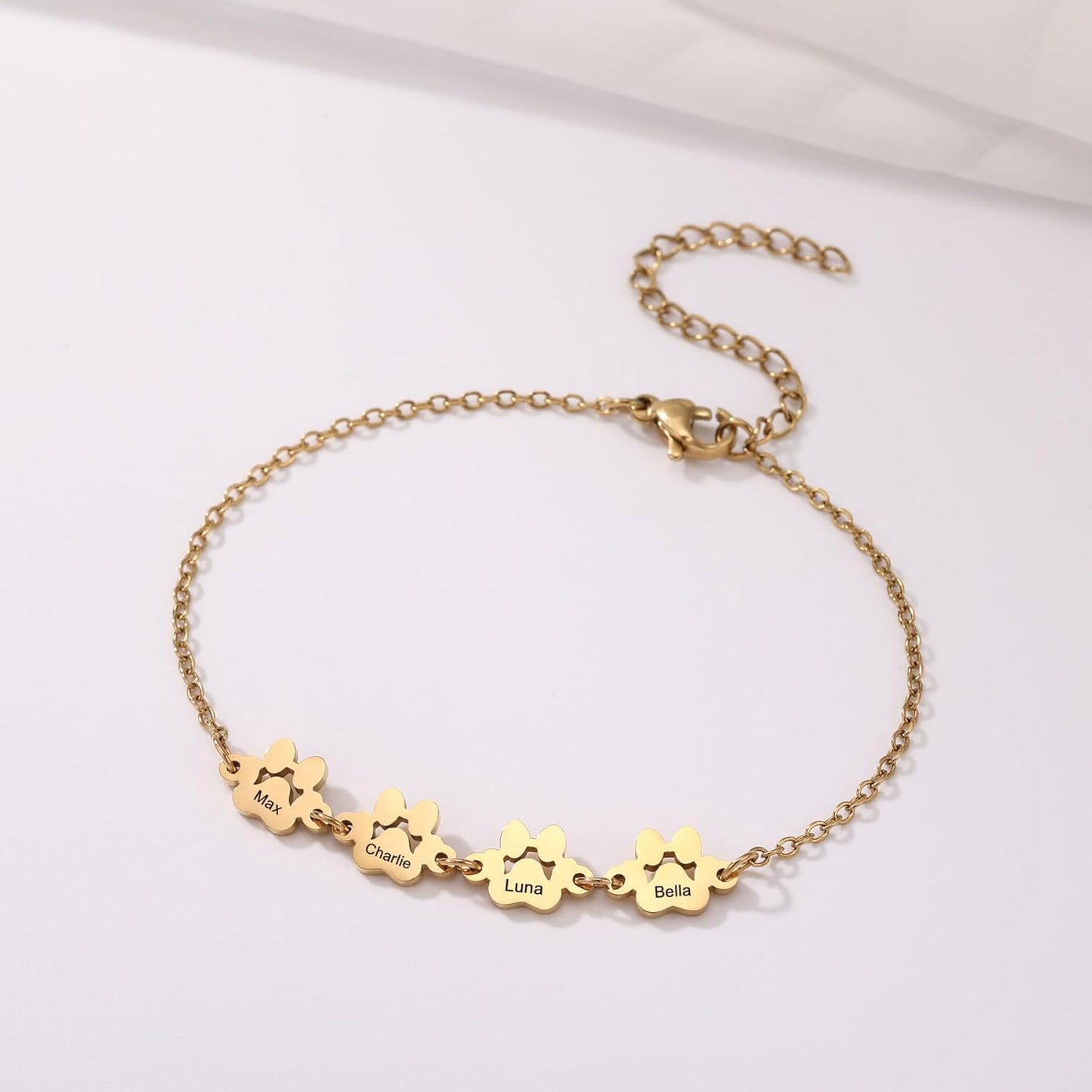 MeMeDIY Personalized Paw Print Bracelet for Women Engraved 1-5 Names Dog Cat Pet Paw Bracelet Adjustable Chain Dog Jewelry Memorial Gifts for Pet Lovers