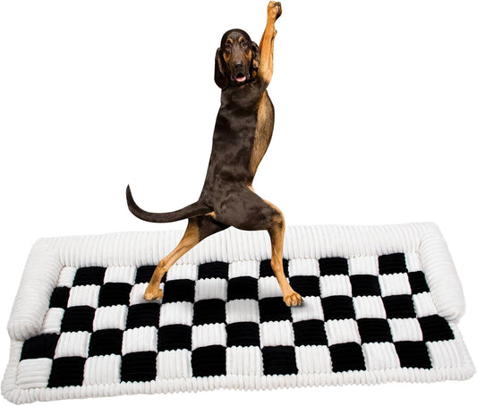 Backseat Pet Bed Mat, Dog Seat Cover with Three-Sided Bolsters, Waterproof and Anti-Slip Cushioned Dog Mat for Back Seat, Checkered Pet Bed Mat, Fit for Backseat Extenders and Trucks SUVs