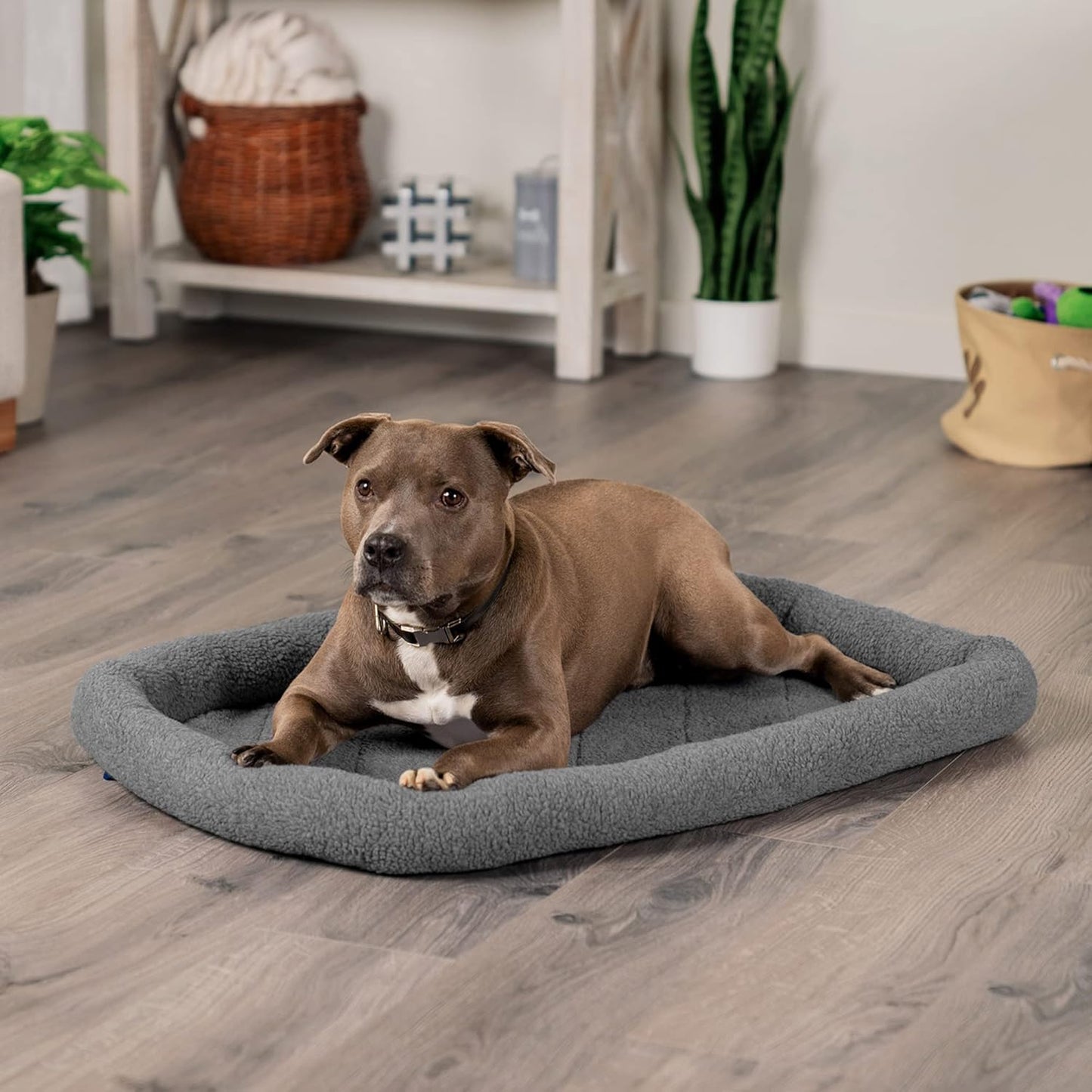 Furhaven Dog Bed for Large/Medium Dogs, 100% Washable, Sized to Fit Crates - Sherpa Fleece Bolster Crate Pad - Gray, Large