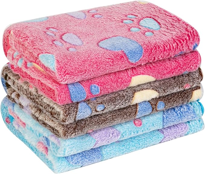 Pet Soft 1 Pack 3 Pet Blankets for Dogs - Fluffy Cats Dogs Blanket for Small Medium & Large Dog, Cute Print Pet Throw Puppy Blankets Fleece (Heart, 3M)