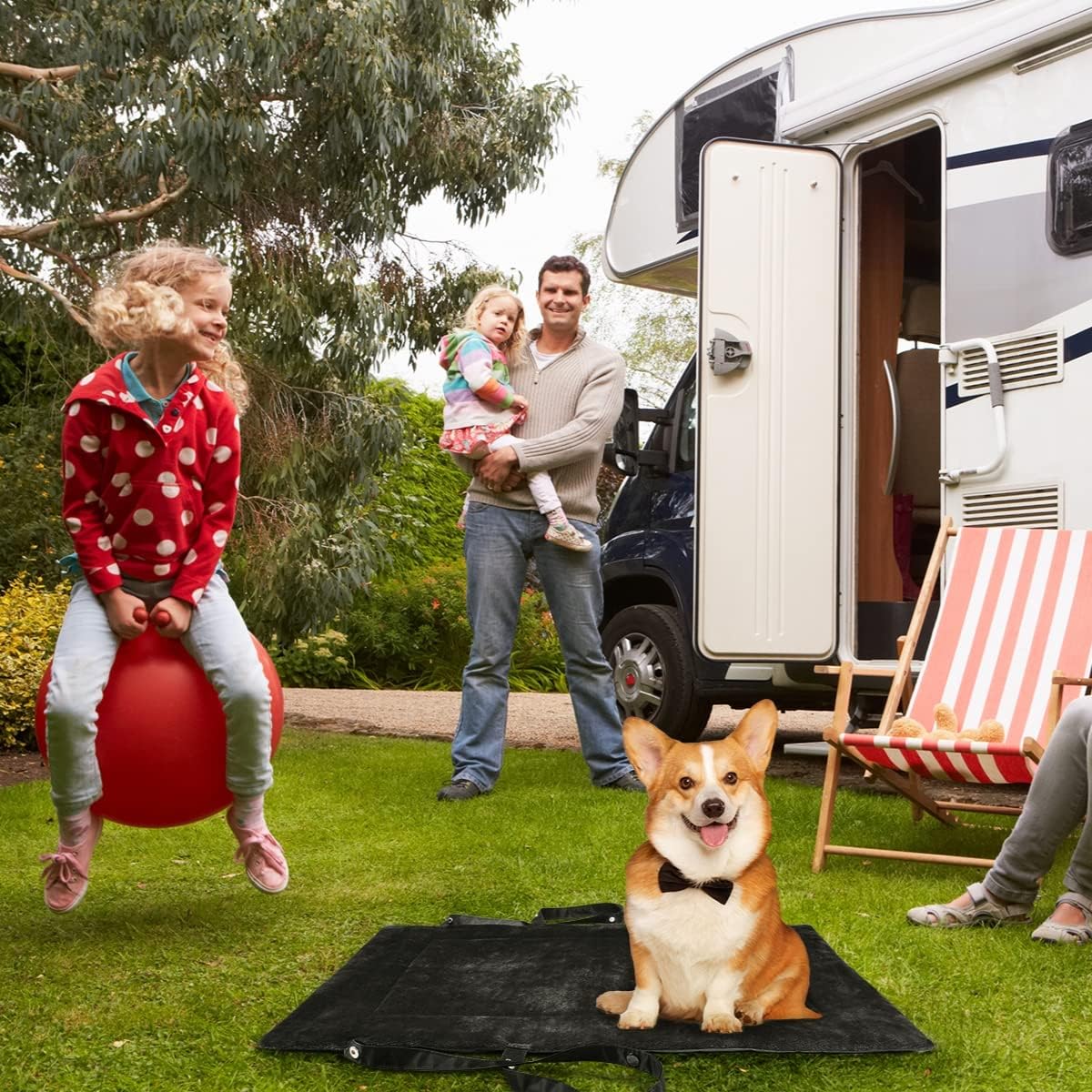 Catalonia Classic Waterproof Dog Mat, Portable Reversible Pet Travel Mat, Pet Cushion Pad with Handle for Small Medium Dogs Cats, Indoor or Outdoor