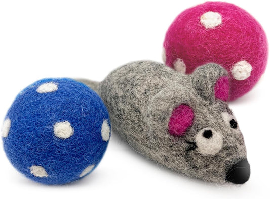 Hustle & Blush Wool Felt Balls 3 Pack Love Ewe Pet Supplies - 2 in Felted Wool Cat Toys 100% New Zealand Wools Felt Cat Toys Handmade Wools Felts Balls - Cats Felts Ball with Bell - Roll The Mice