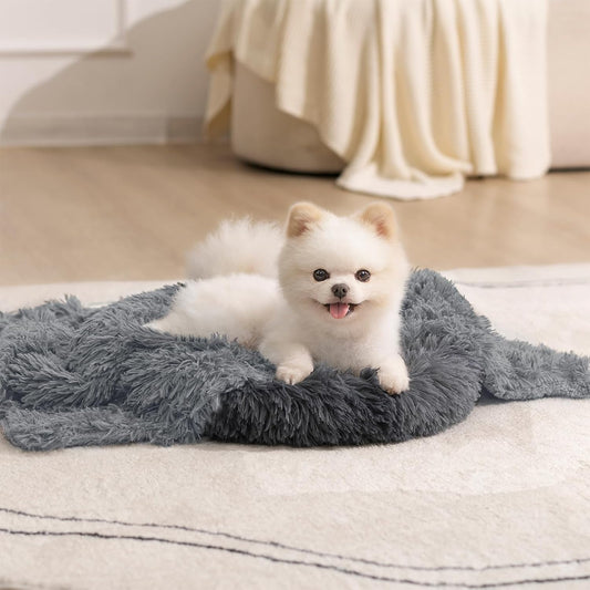 gogobunny Waterproof Dog Blanket for Large Dogs, Cats, Puppy, Reversible Faux Fur Pet Throw Blanket, Washable, Calming Furniture Protection for Sofa Bed (25x35 Inch (Pack of 1), Light Grey)