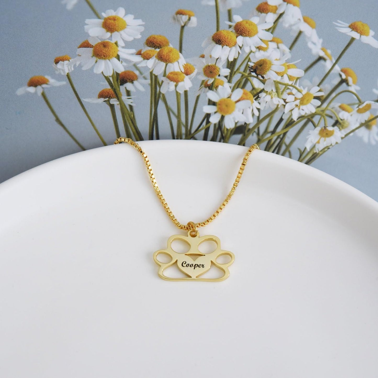 Customized Paw Print Necklace Personalized Pet Name Necklace Custom Engraved Dog Cat Paw Pendant Necklace Pet Memorial Gift for Pet Lovers