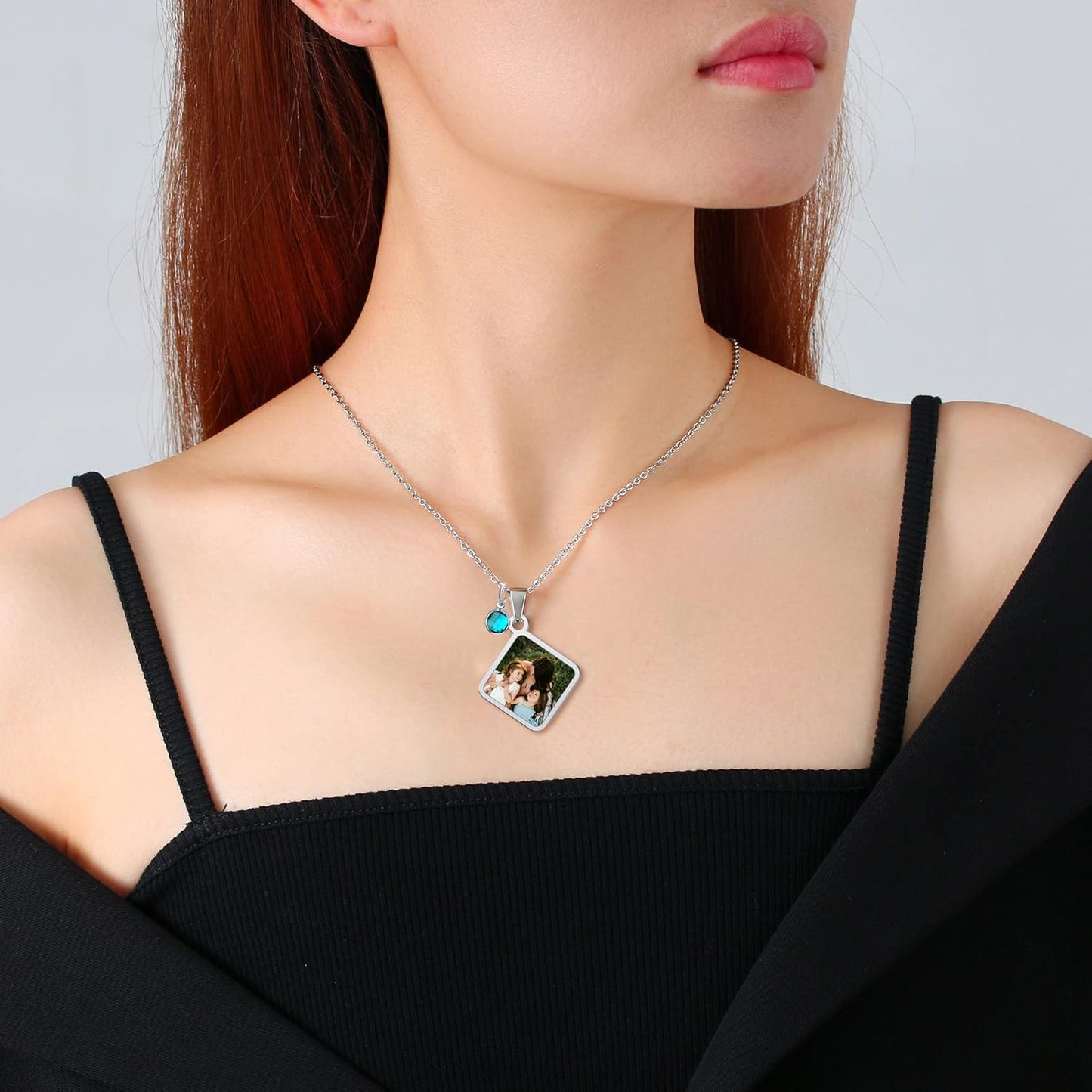 CharmSStory Personalized Photo Necklaces Custom Engraved Name Necklace Memory Keepsake Picture Necklace Pendant Customized Gifts for Women Men