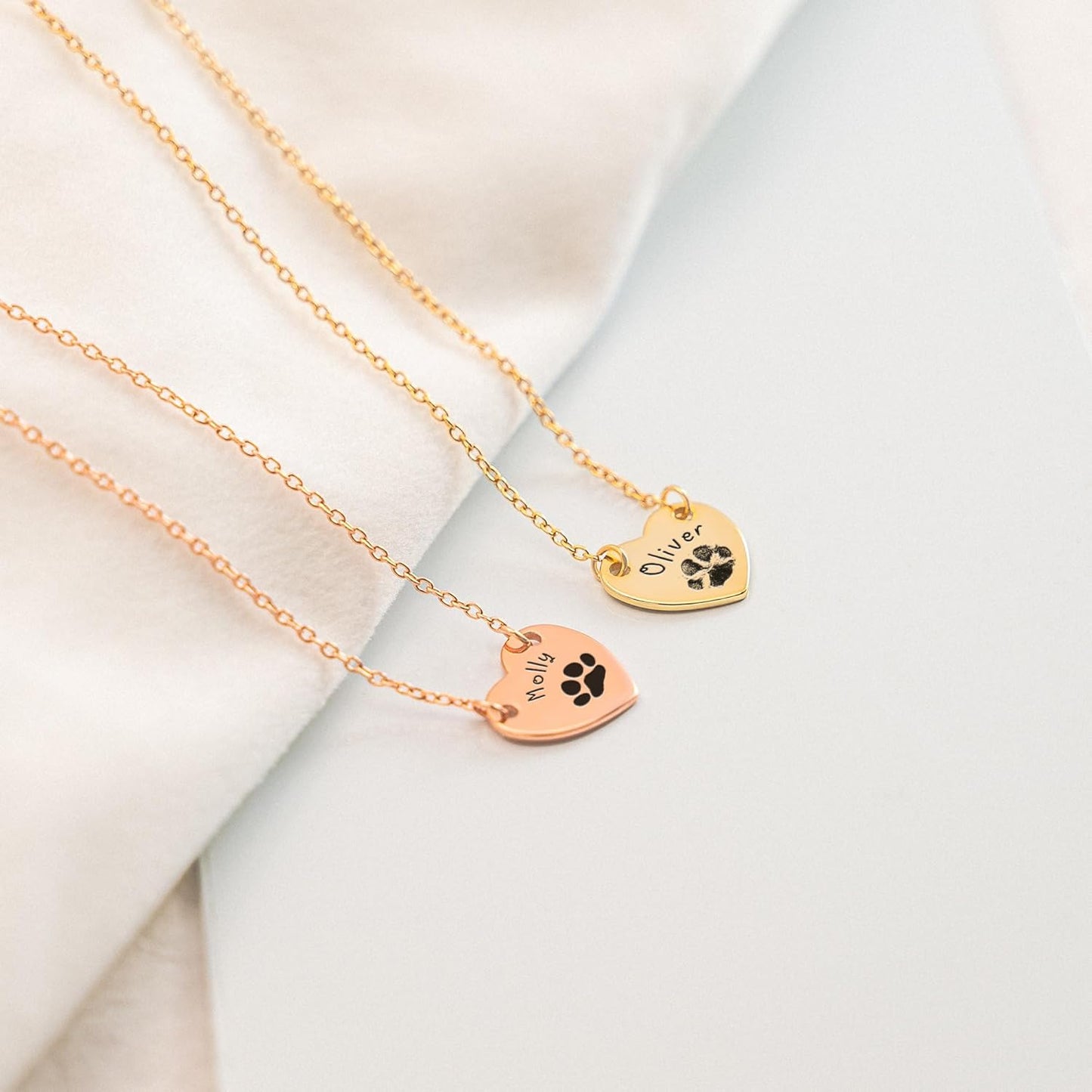 Customized Paw Print Necklace Personalized Pet Name Necklace Custom Engraved Dog Cat Paw Pendant Necklace Pet Memorial Gift for Pet Lovers