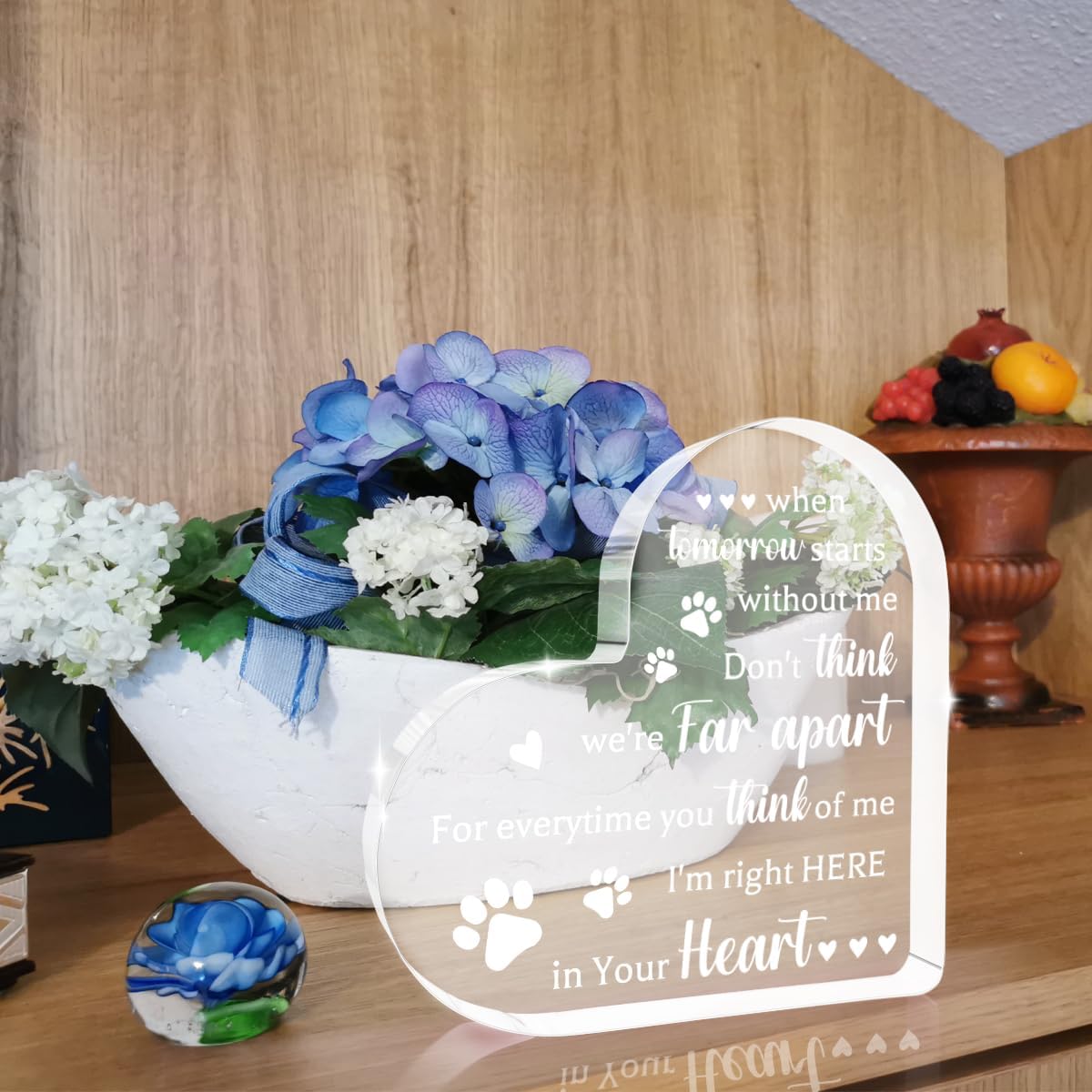 Pet Memorial Gifts for Dogs Pet Loss Sympathy Gift Dog Passing Away Gifts Heart Shape Acrylic Sign Pet Commemoration Acrylic Heart Plaque for Home Farmhouse Office Desktop