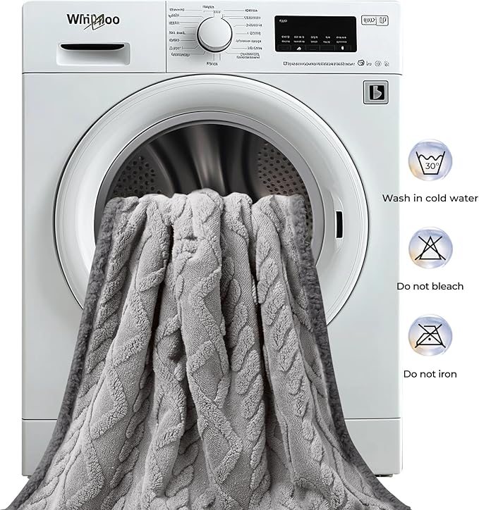 Waterproof Pet Blanket, Liquid Pee Proof Dog Blanket for Sofa Bed Couch, Reversible Sherpa Fleece Furniture Protector Cover for Small Medium Large Dogs Cats, Light Grey Queen Size（90" x 82"）