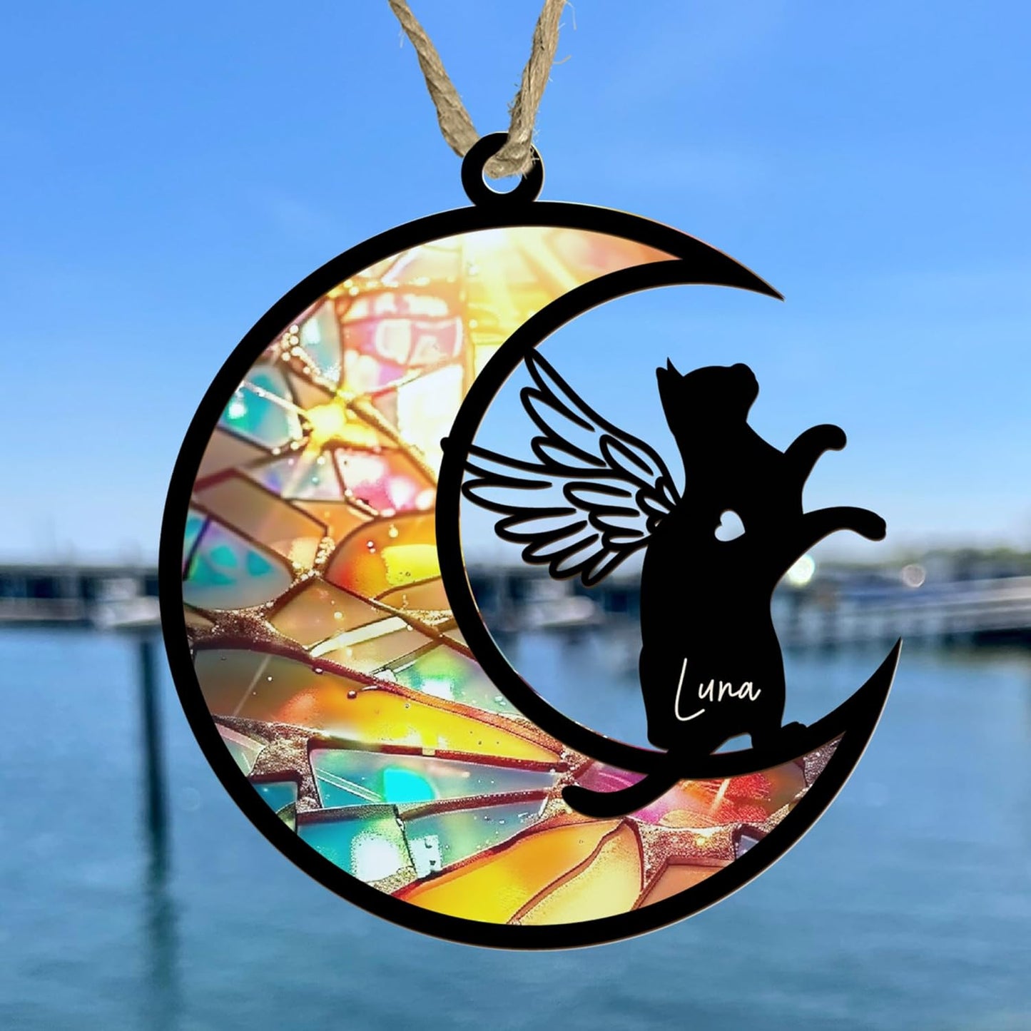 Personalized Cat Memorial Suncatcher – Crescent Moon Pet Loss Ornament with Angel Wings & Heart Cutout – Custom Rainbow Stained Glass Cat Bereavement Gift for Window, Mirror, or Sympathy Display