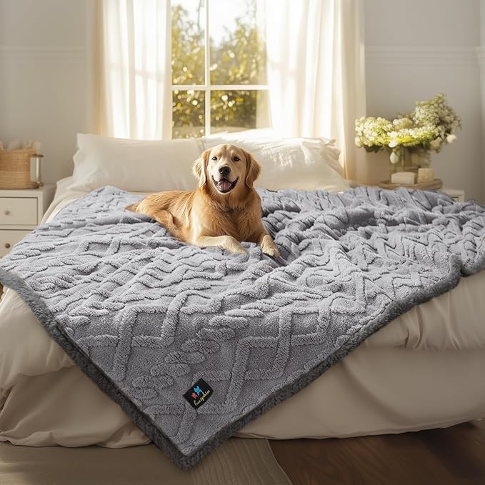 Waterproof Pet Blanket, Liquid Pee Proof Dog Blankets for Sofa Bed Couch, Reversible Sherpa Fleece Furniture Protector Cover for Small Medium Large Dogs Cats,Light Grey X-Large（85" x 57"）