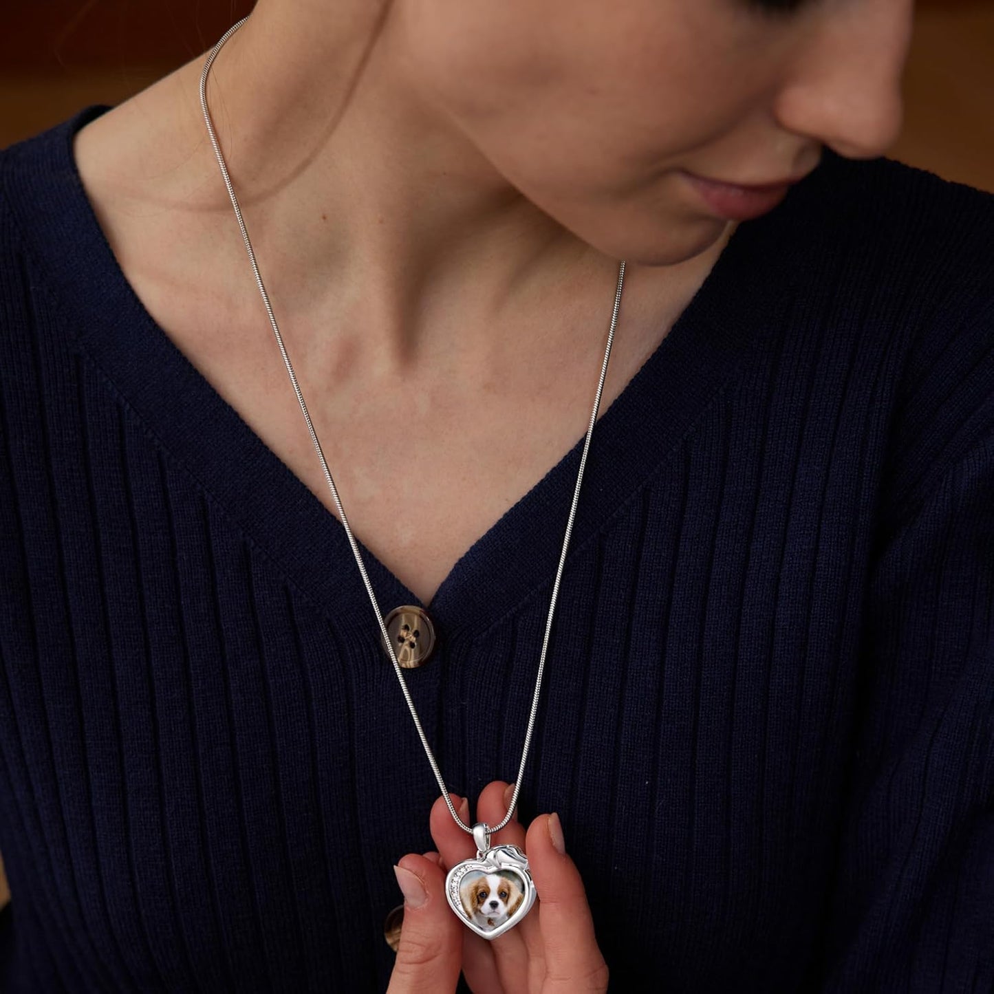 Fanery Sue Personalized Pet Ashes Necklace for Dog Cat Custom Photo&Text Pet Loss Sympathy Gift Cremation Jewelry