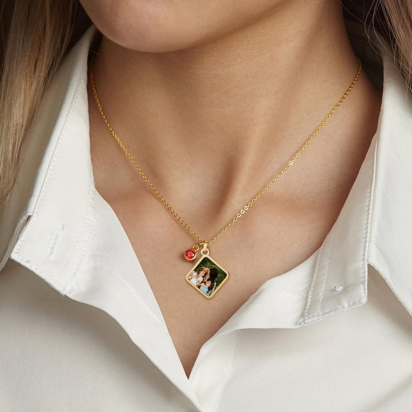 CharmSStory Personalized Photo Necklaces Custom Engraved Name Necklace Memory Keepsake Picture Necklace Pendant Customized Gifts for Women Men