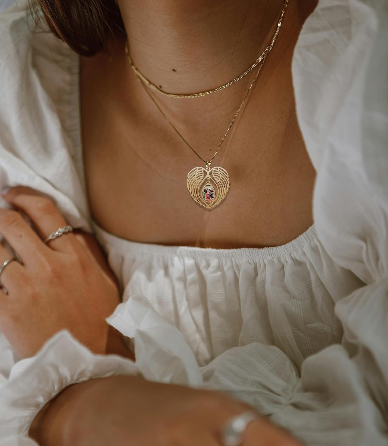 CharmSStory Personalized Photo Necklaces Custom Engraved Name Necklace Memory Keepsake Picture Necklace Pendant Customized Gifts for Women Men