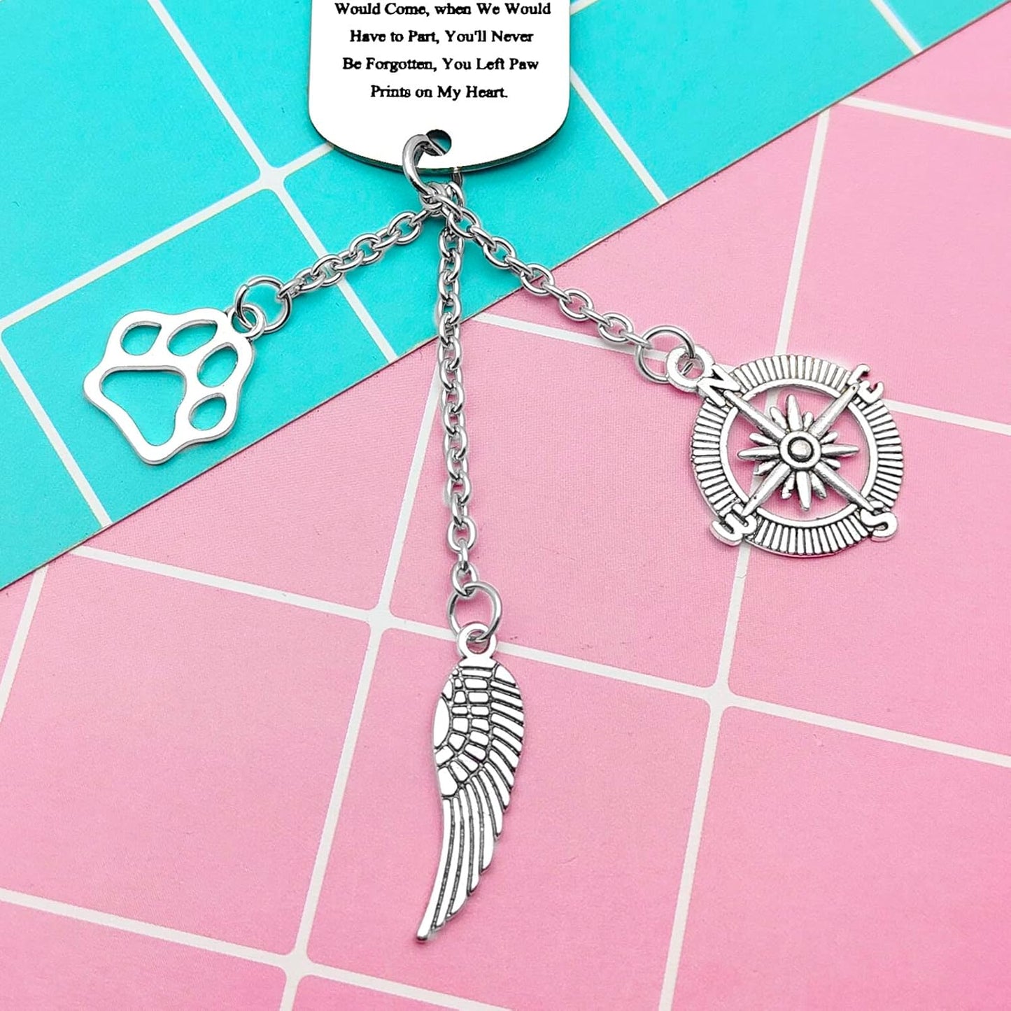 Pet Memorial Gift Hanging Ornaments Car Pendant for Home Vehicle Pet Sympathy Gift Car Rearview Mirror Hanging Ornament Pet Loss Gifts Loss of Dog or Cat Memorial Gifts Sympathy Gift for Dog Lovers