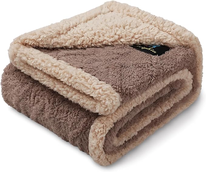 Waterproof Pet Blanket, Liquid Pee Proof Dog Blanket for Sofa Bed Couch, Reversible Sherpa Fleece Furniture Protector Cover for Small Medium Large Dogs Cats, Khaki Queen Size（90" x 82"）