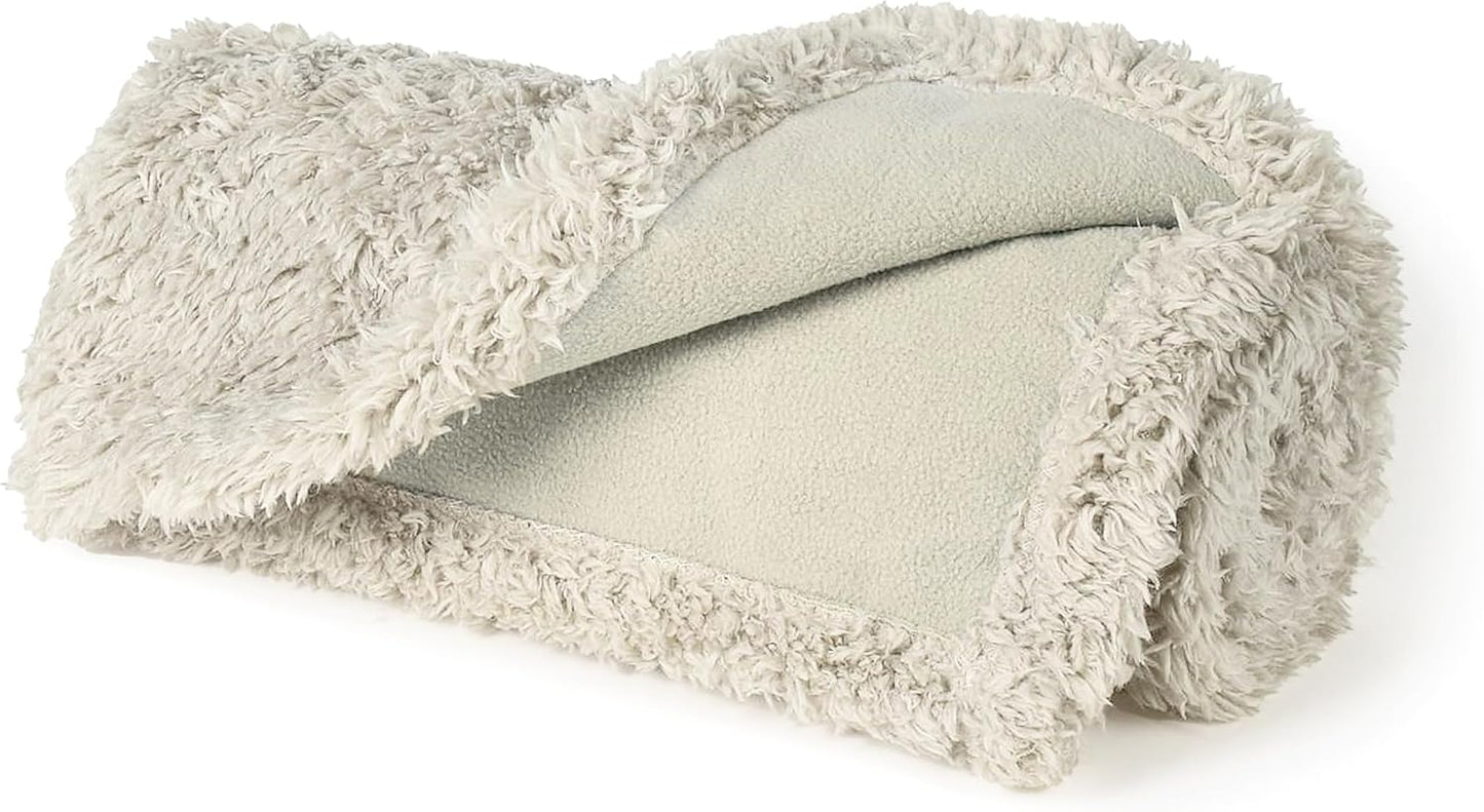 Kritter Planet Waterproof Dog Blankets for Small Dogs, Puppy Blankets for Litter, Cat Blankets for Indoor Cats Washable, Reversible Fleece Pet Mat for Crates, Car Seats, and Furniture