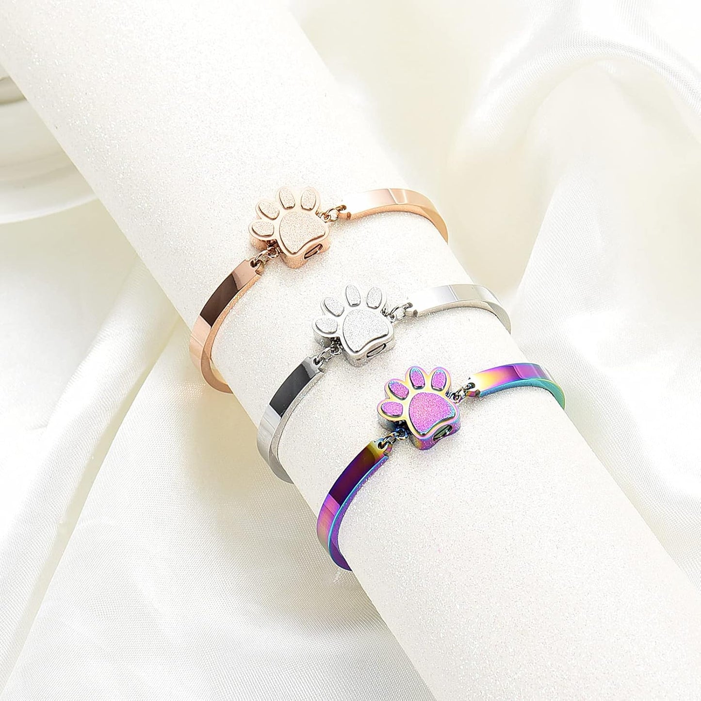 Pet Urns For Dogs/Cats - Pet Ashes Necklace - Paw Print Urn Necklace with Mini Keepsake Urn Memorial Ash Jewelry