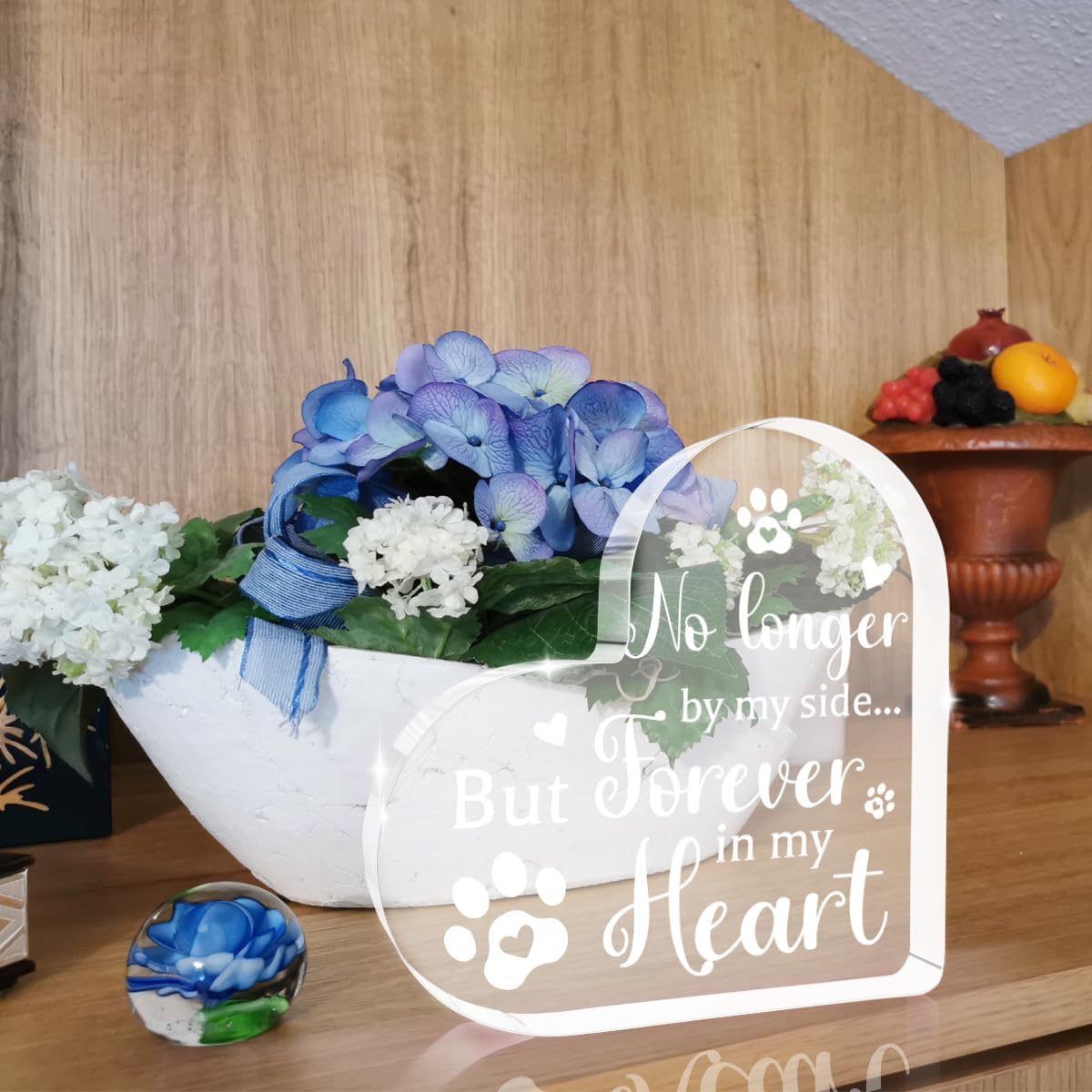 Dog Remembrance Gift, Pet Memorial Gifts for Dogs, Dog Bereavement Gift Heart Shape Acrylic Sign Pet Commemoration Acrylic Heart Plaque for Home Farmhouse Office Desktop