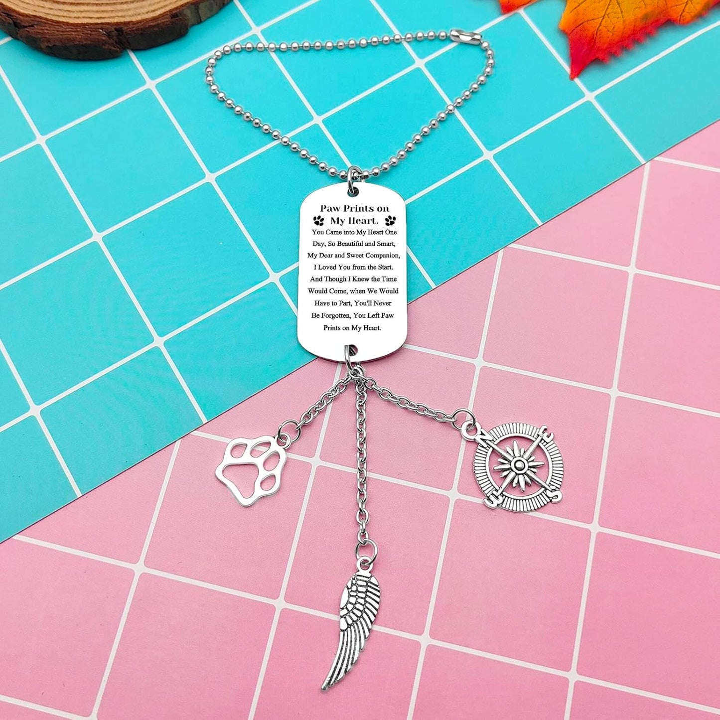 Pet Memorial Gift Hanging Ornaments Car Pendant for Home Vehicle Pet Sympathy Gift Car Rearview Mirror Hanging Ornament Pet Loss Gifts Loss of Dog or Cat Memorial Gifts Sympathy Gift for Dog Lovers