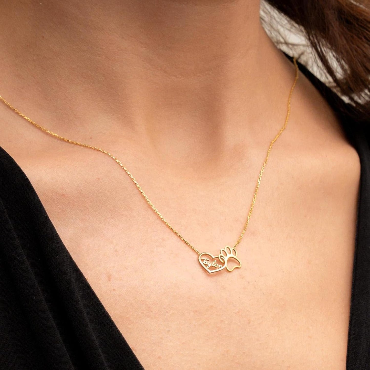 Customized Paw Print Necklace Personalized Pet Name Necklace Custom Engraved Dog Cat Paw Pendant Necklace Pet Memorial Gift for Pet Lovers