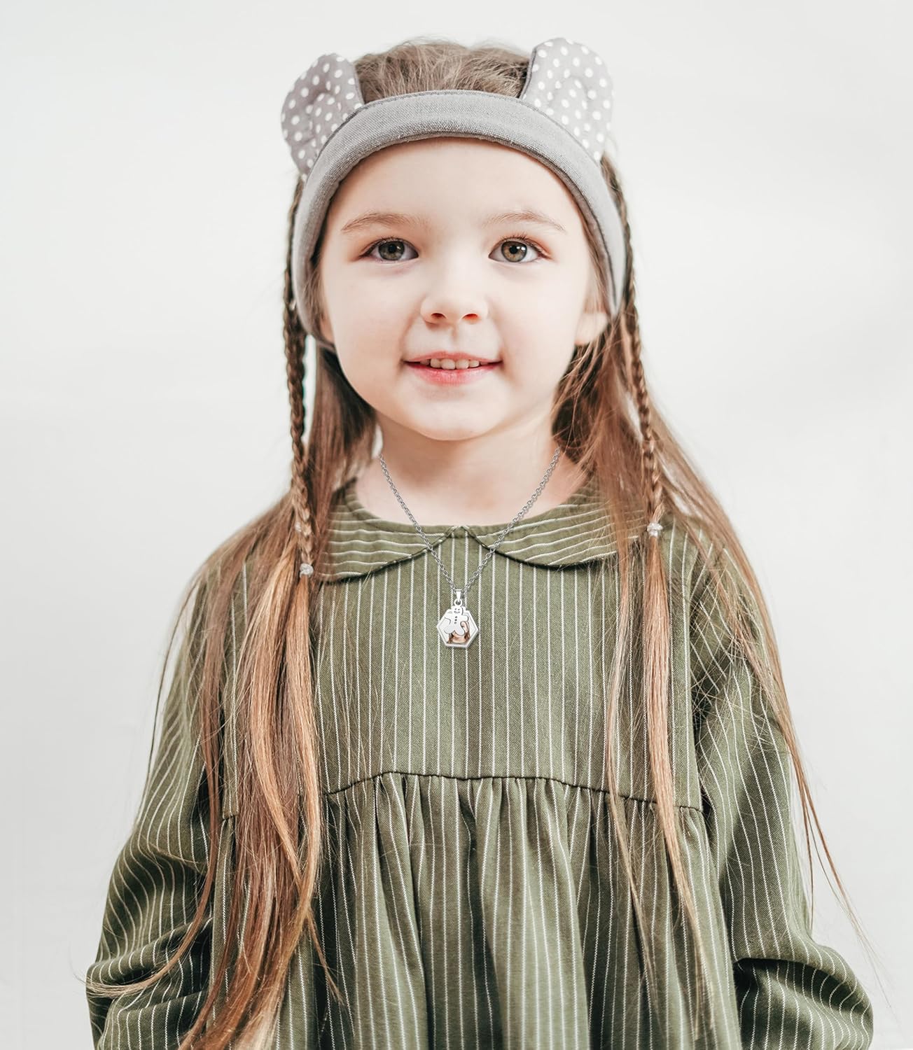 CharmSStory Personalized Photo Necklaces Custom Engraved Name Necklace Memory Keepsake Picture Necklace Pendant Customized Gifts for Women Men