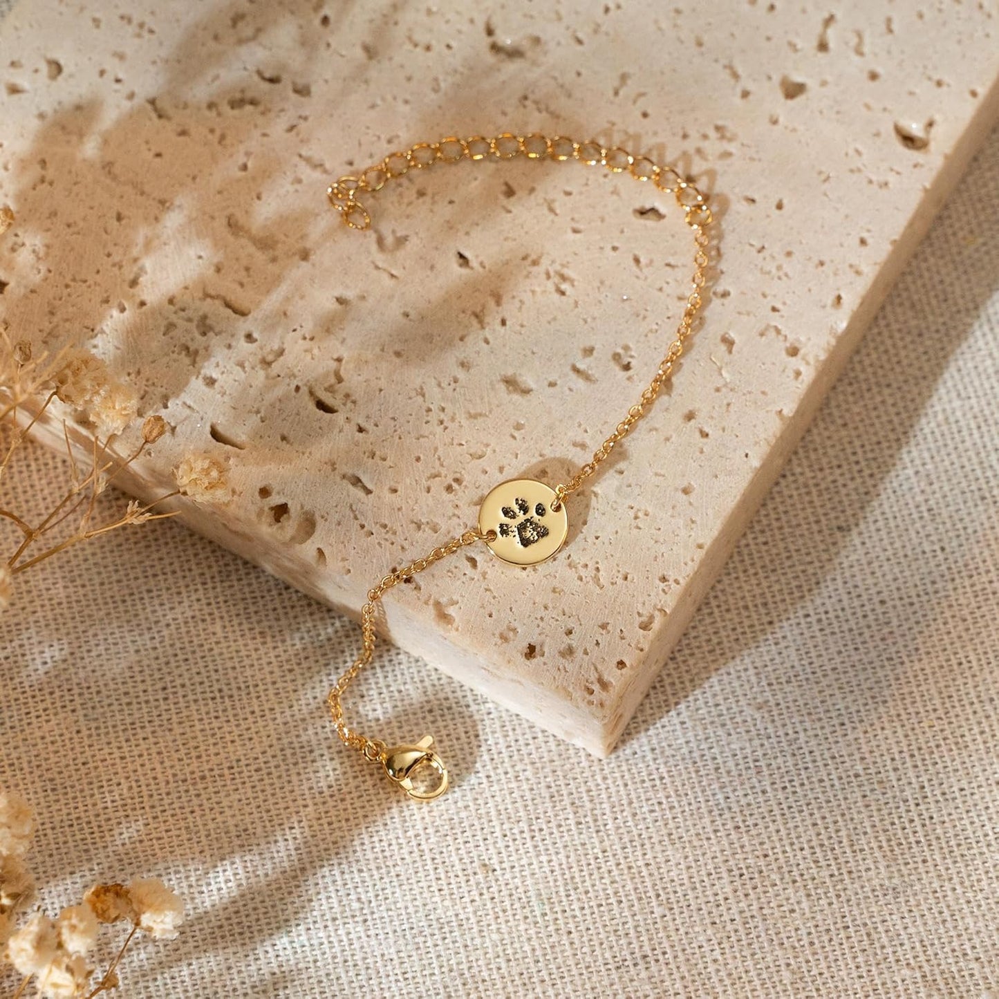 Personalized Pet Name Bracelet Dog/Cat Paw Bracelet Animal Friendly Jewelry Custom Pet Lover Gift Photo Projection Bracelet for Women Mom