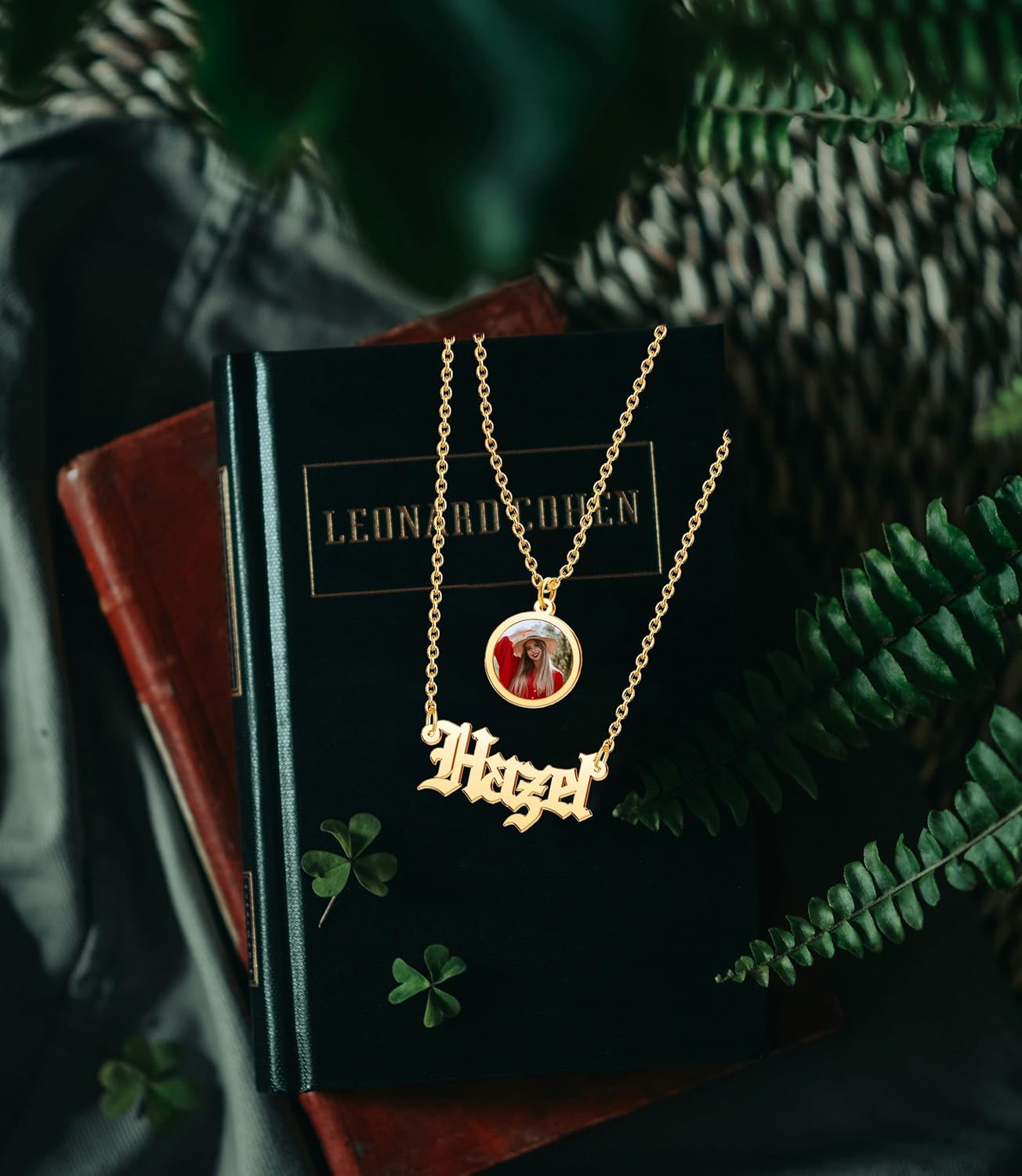 CharmSStory Personalized Photo Necklaces Custom Engraved Name Necklace Memory Keepsake Picture Necklace Pendant Customized Gifts for Women Men