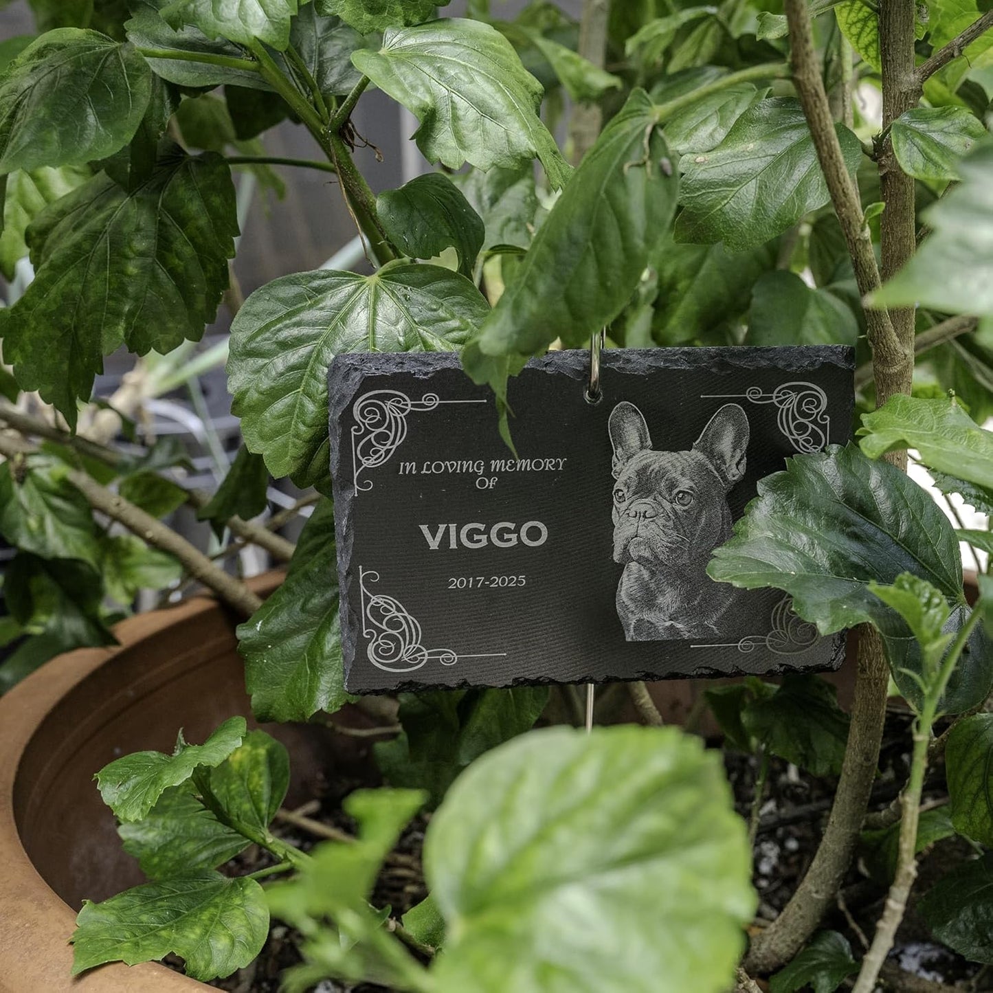 lemuria Outdoor Pet Memorial Plaque with Garden Stake Dog Grave Marker or Cat Headstone Personalized Slate Memorial Stone for Pets Weatherproof Rainbow Bridge for Yard or Cemetery (6x4 inches)