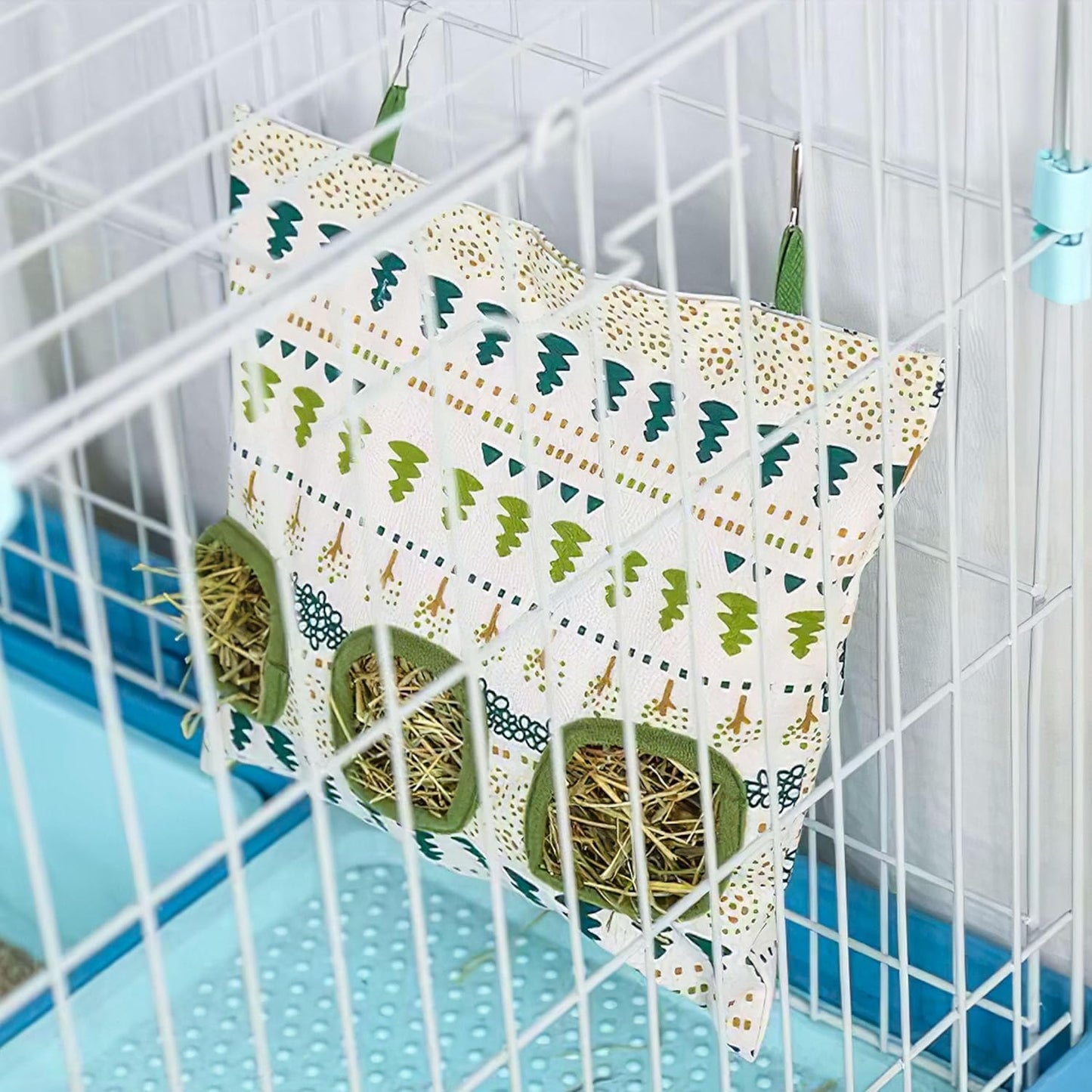 Lesnala 2pcs Bunny hay Feeder Hanging Guinea Pig Food Bag Large Capacity Cotton Canvas Fabric for Rabbits Chinchillas Hamsters and Other Small Pets 3 Holes 2 Styles