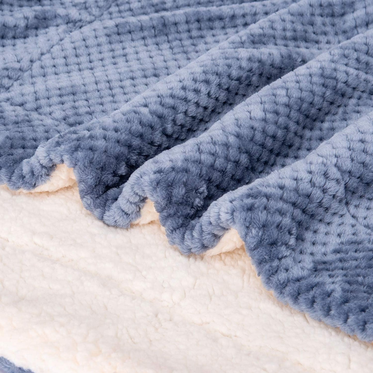 DW Plush Fleece Receiving Blanket for Dog, Cat, and Pet - Warm and Soft, Couch, Sofa, Travel and Outdoor, Camping (24" x 32", Smoked Blue)