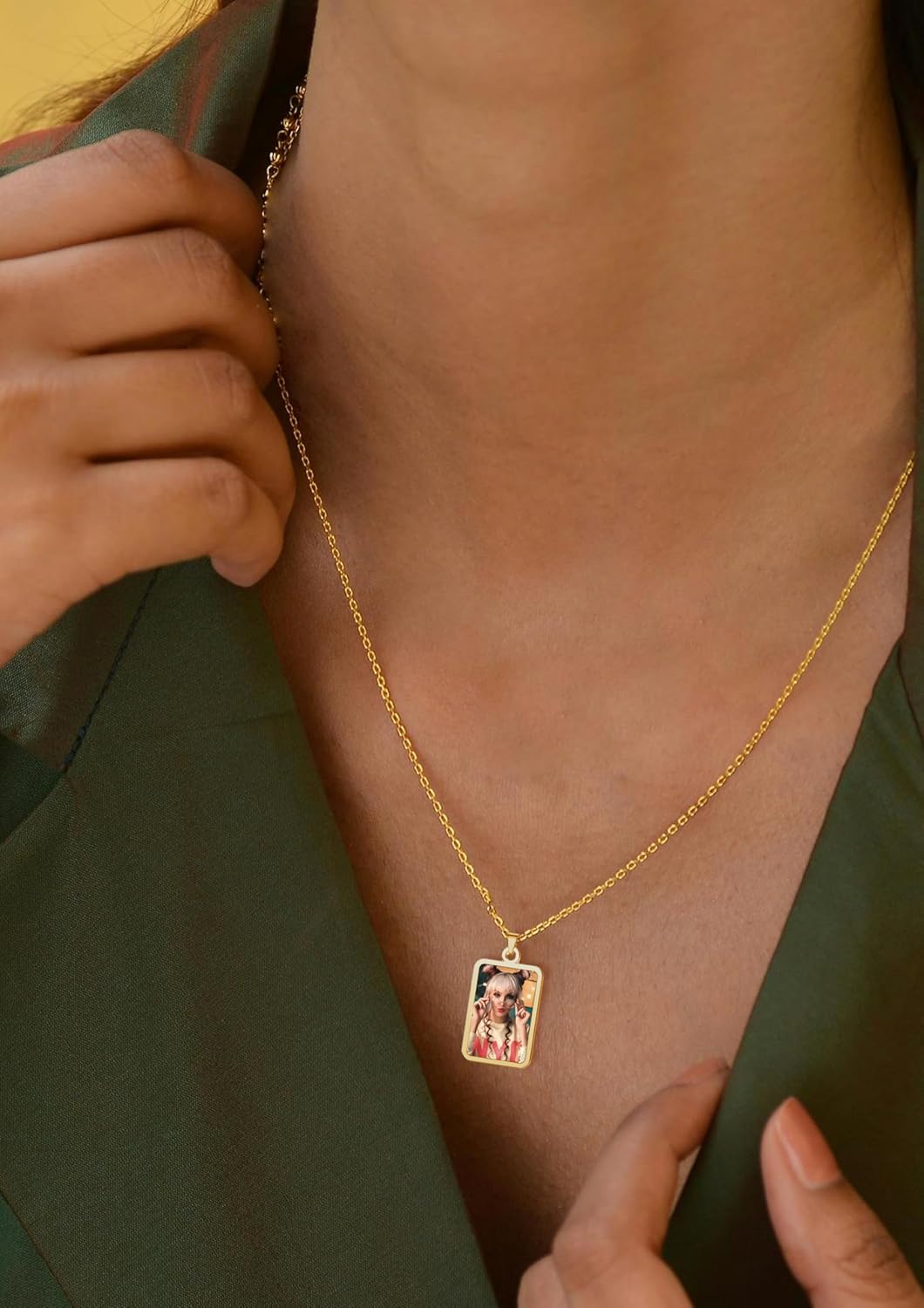 CharmSStory Personalized Photo Necklaces Custom Engraved Name Necklace Memory Keepsake Picture Necklace Pendant Customized Gifts for Women Men