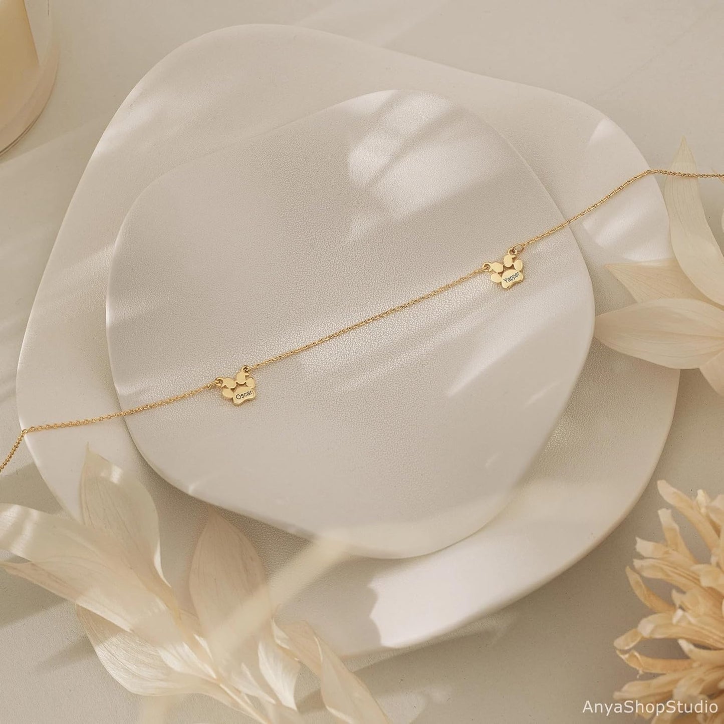 Customized Paw Print Necklace Personalized Pet Name Necklace Custom Engraved Dog Cat Paw Pendant Necklace Pet Memorial Gift for Pet Lovers