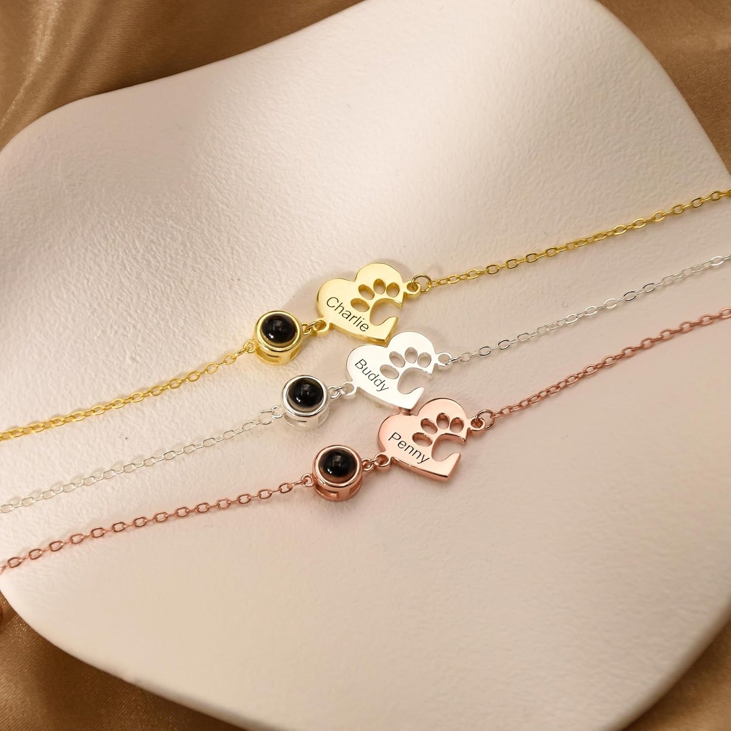 Personalized Pet Name Bracelet Dog/Cat Paw Bracelet Animal Friendly Jewelry Custom Pet Lover Gift Photo Projection Bracelet for Women Mom