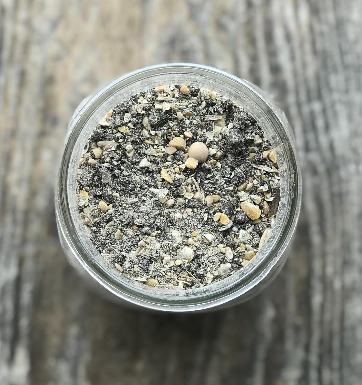 Corn & Soy-Free Chick Starter Feed - All Grain & Non-GMO Chick Food Starter with Omega 3 - Chicken Feed for Growing Healthy Chicks with High-Protein 22% and Probiotics - 40 Lb