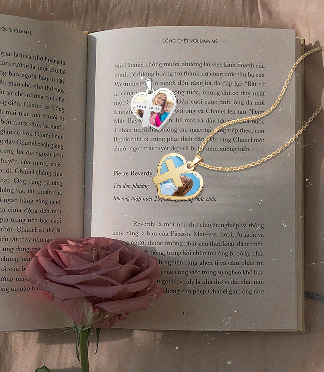 CharmSStory Personalized Photo Necklaces Custom Engraved Name Necklace Memory Keepsake Picture Necklace Pendant Customized Gifts for Women Men