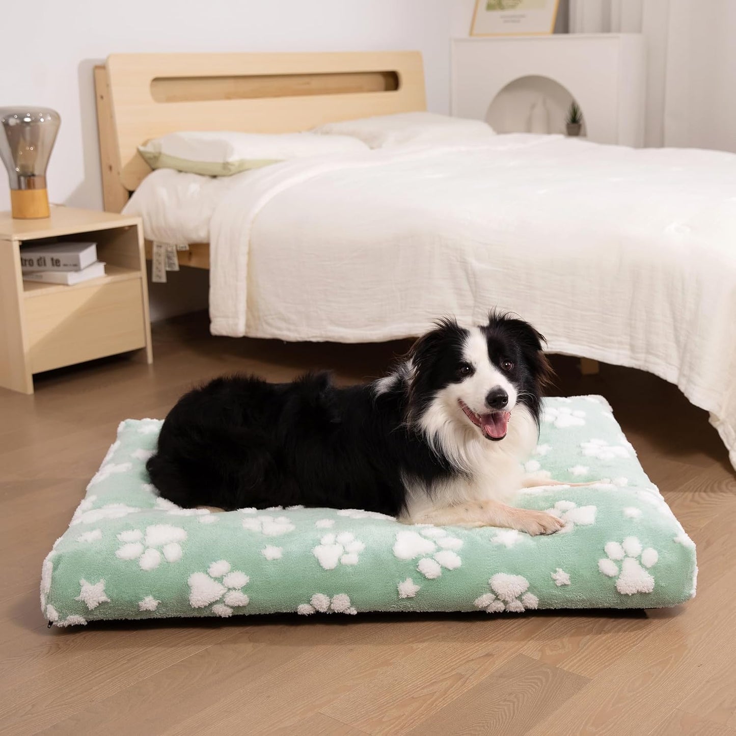 Dog Beds for Large Dogs, Cute Thick Dog Bed for Crate Kennel, Fluffy Pet Bed with Removable Washable Cover and Anti-Slip Bottom, 35"x 22", Green Paw
