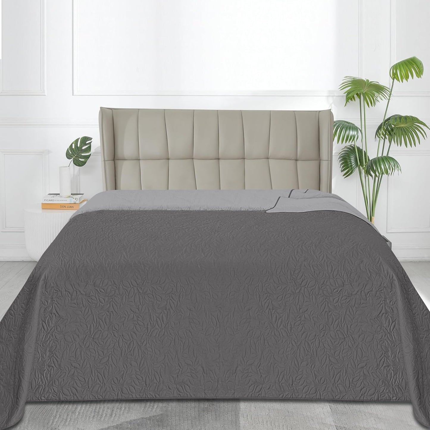 Easy-Going Waterproof Dog Bed Cover Reversible Leak Proof Pet Blanket Replacement Mat for Furniture Washable Couch Cover Sofa Cover for Dogs Cat(82x86 Inch, Gray/Light Gray)