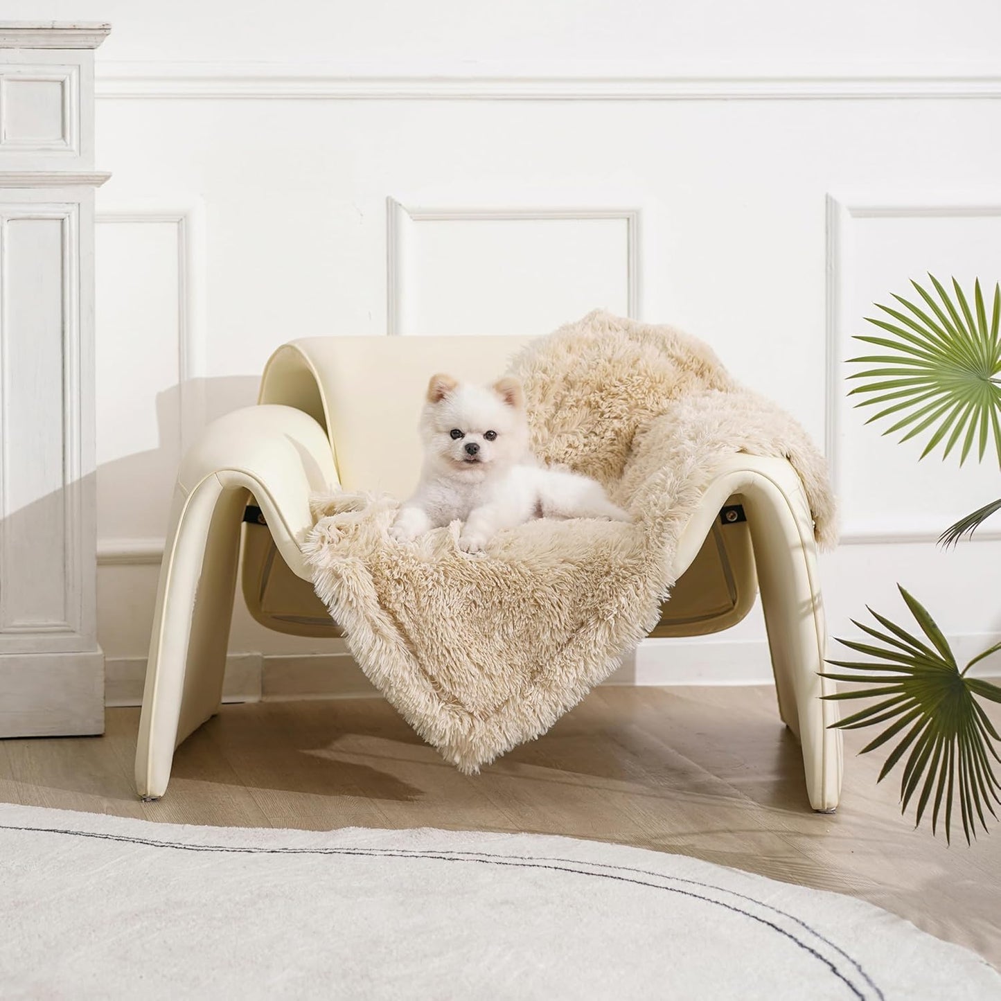 gogobunny Waterproof Dog Blanket for Large Dogs, Cats, Puppy, Reversible Faux Fur Pet Throw Blanket, Washable, Calming Furniture Protection for Sofa Bed (25x35 Inch (Pack of 1), Beige)