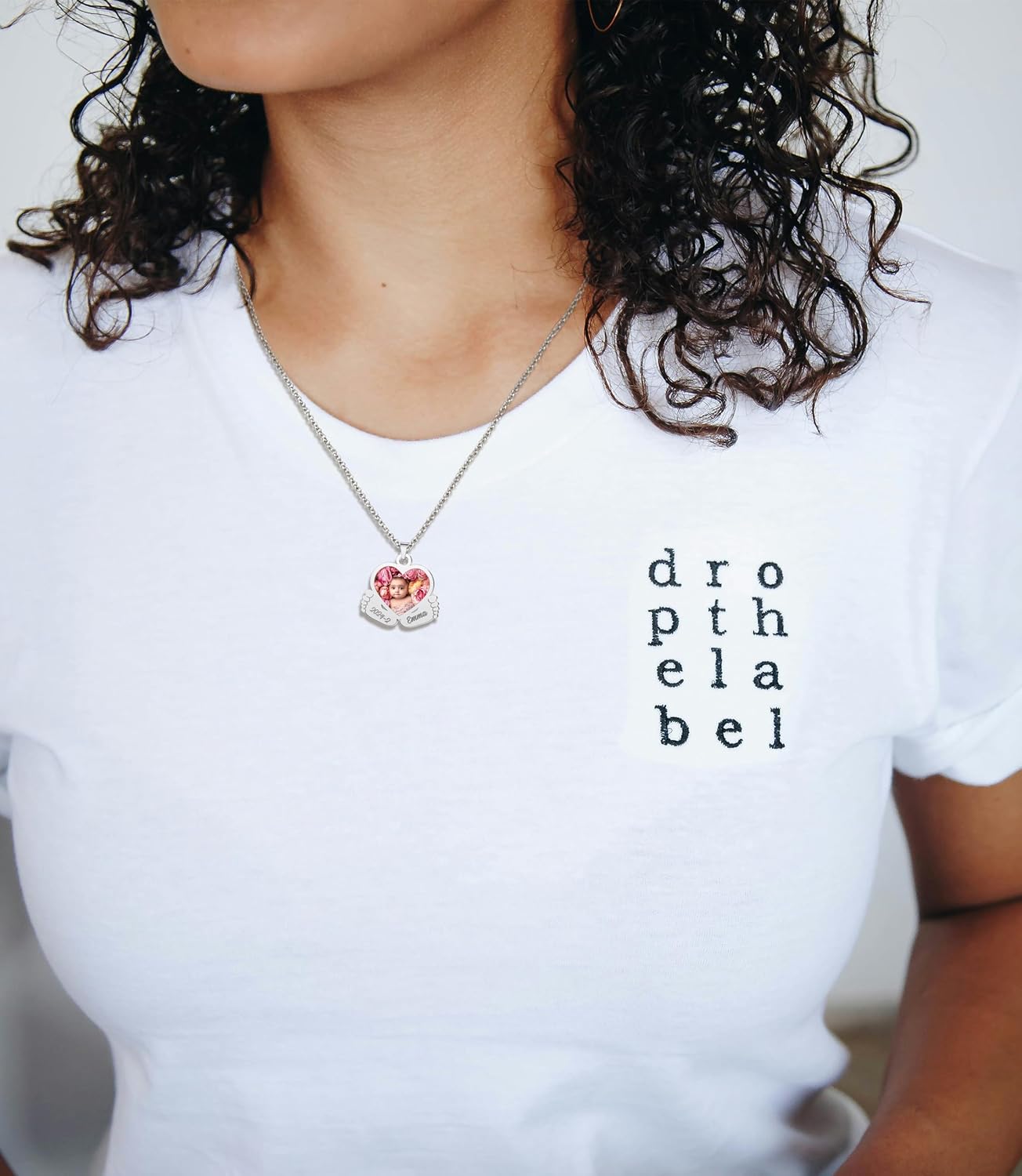 CharmSStory Personalized Photo Necklaces Custom Engraved Name Necklace Memory Keepsake Picture Necklace Pendant Customized Gifts for Women Men