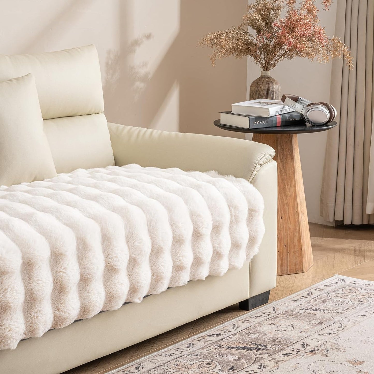 Dogs/Cats Bed Mats, Dog Pad Washable Removable Couch Cover with Anti-Slip Back, Plush Long Fur Mat, Perfect for Small, Medium and Large Dogs.(White-Bubble, 30"x90")