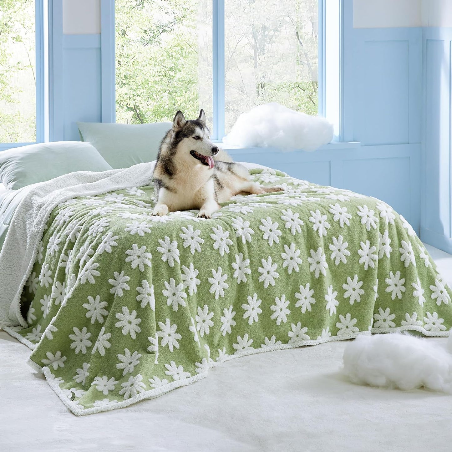 Lesure Waterproof Dog Blanket for Large Dogs - Washable Double Sided Dog Blankets with Warm Jacquard Shag and Soft Sherpa Fleece, Pet Cat Blanket for King Bed Protection, 3D Textured Flower, Green