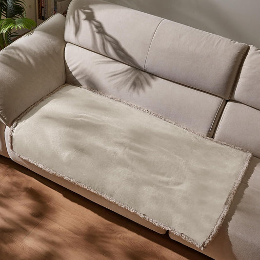 Kritter Planet Waterproof Dog Blanket, Reversible Water Proof Pet Blanket for Couch, Bed & Car, Washable Couch Covers for Medium Dogs - Protects Furniture from Fur, Dirt, and Accidents